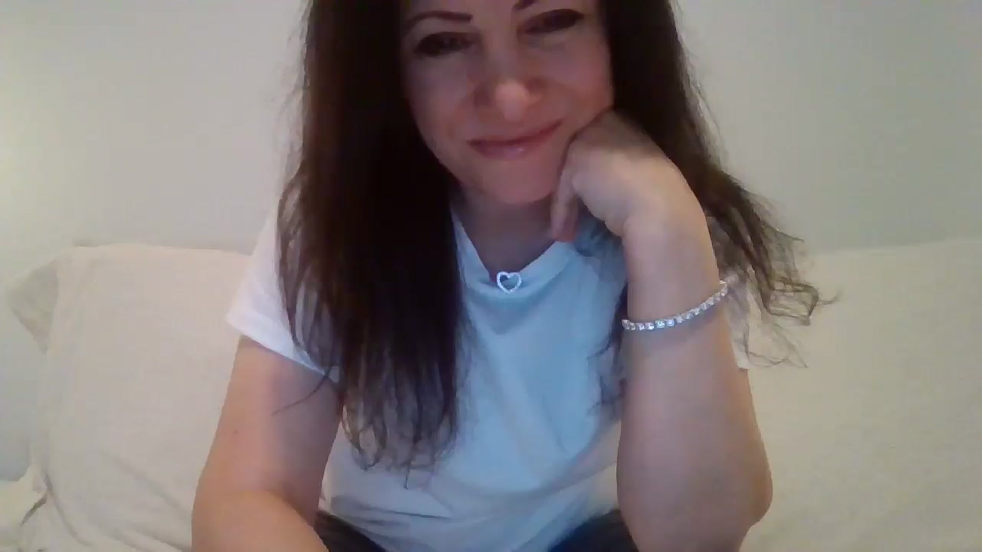 Gallery image thumbnail from LVDOLL's myfreecams stream on, 04/06/2026, 04:51 image 8 of 20