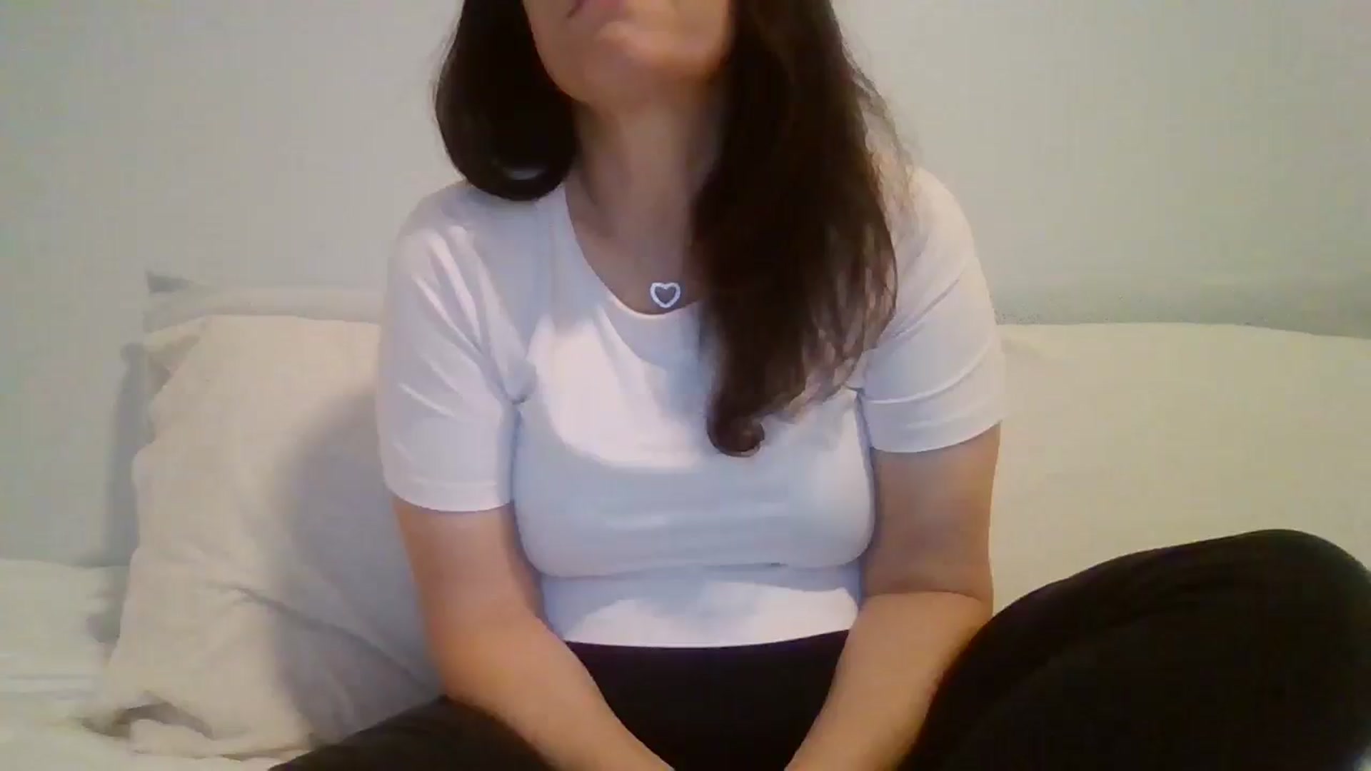 Gallery image thumbnail from LVDOLL's myfreecams stream on, 04/11/2026, 06:39 image 1 of 20