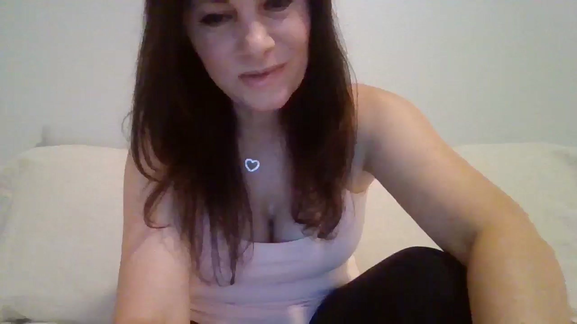 Gallery image thumbnail from LVDOLL's myfreecams stream on, 04/12/2026, 04:04 image 15 of 20