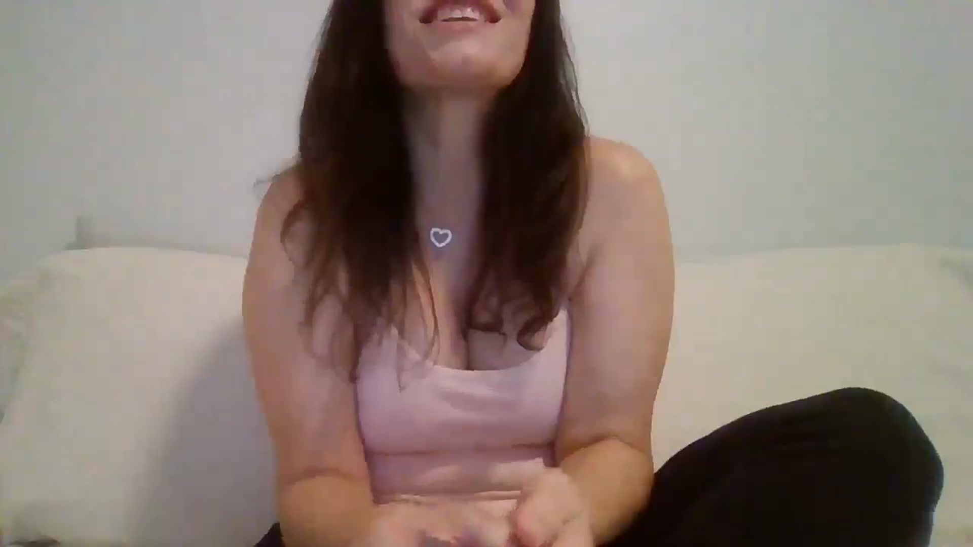 Gallery image thumbnail from LVDOLL's myfreecams stream on, 04/12/2026, 04:04 image 16 of 20