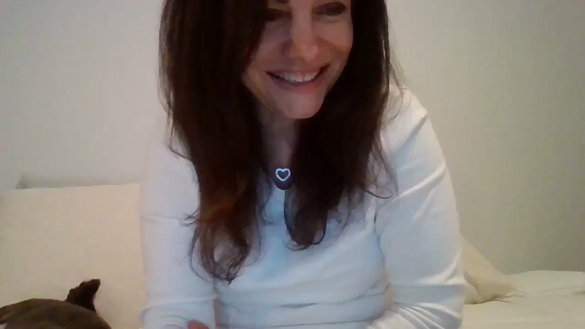 Gallery image thumbnail from LVDOLL's myfreecams stream on, 04/14/2026, 04:11 image 12 of 20