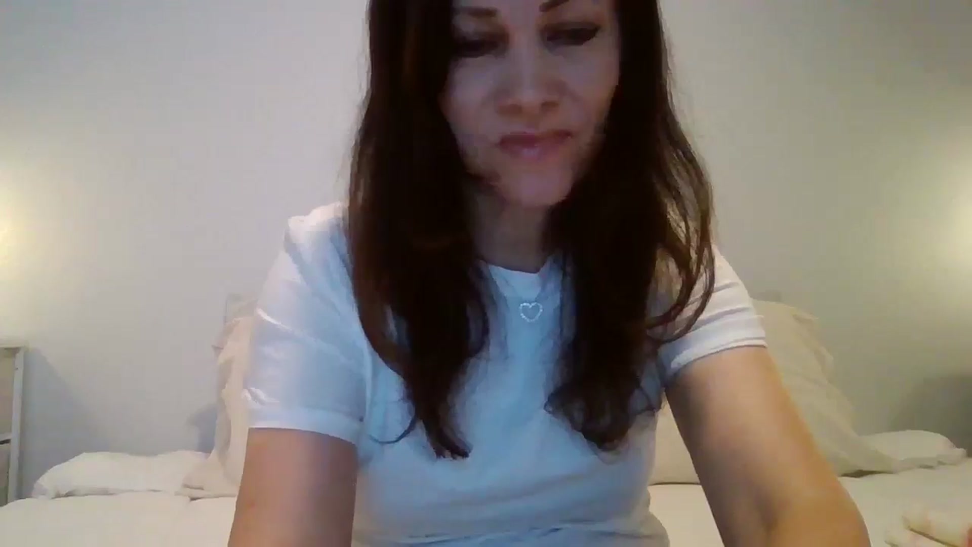 Gallery image thumbnail from LVDOLL's myfreecams stream on, 04/16/2026, 04:41 image 2 of 20
