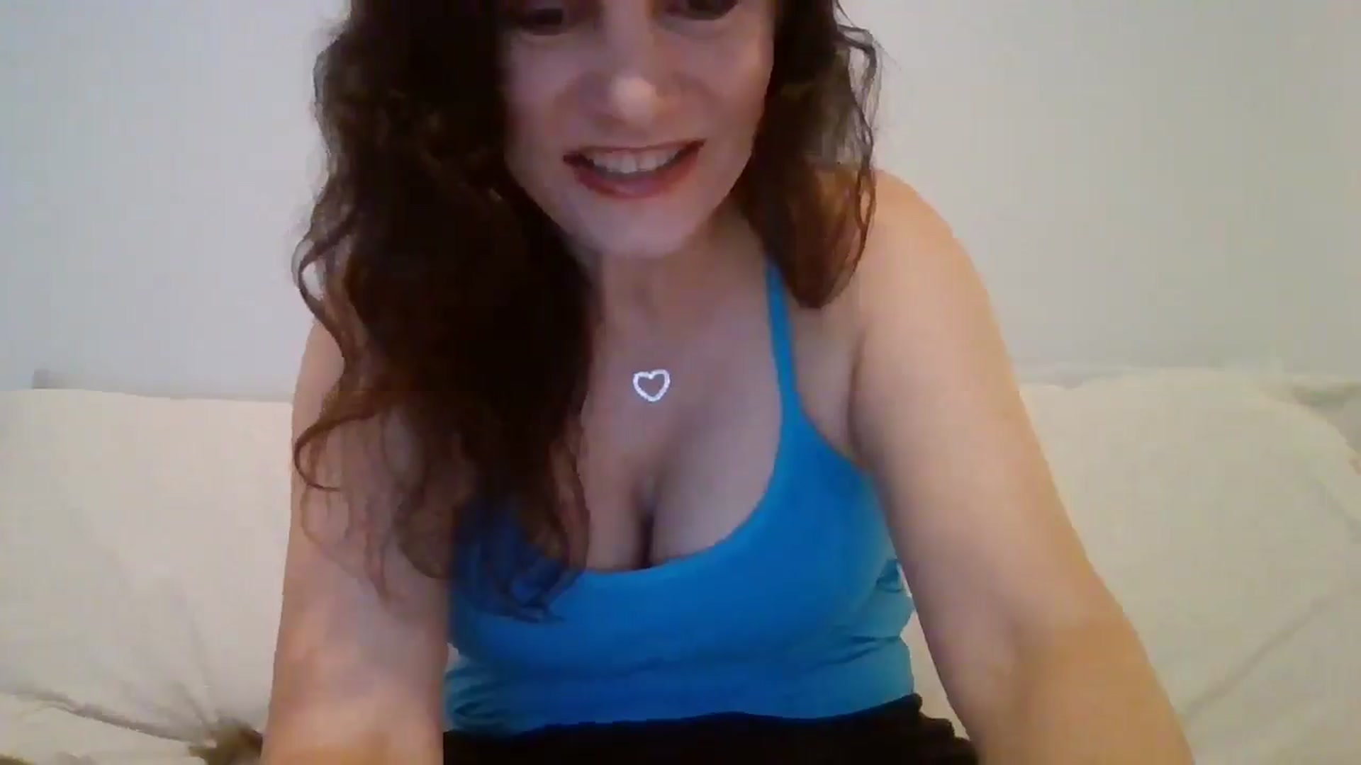 Gallery image thumbnail from LVDOLL's myfreecams stream on, 04/20/2026, 04:05 image 7 of 20