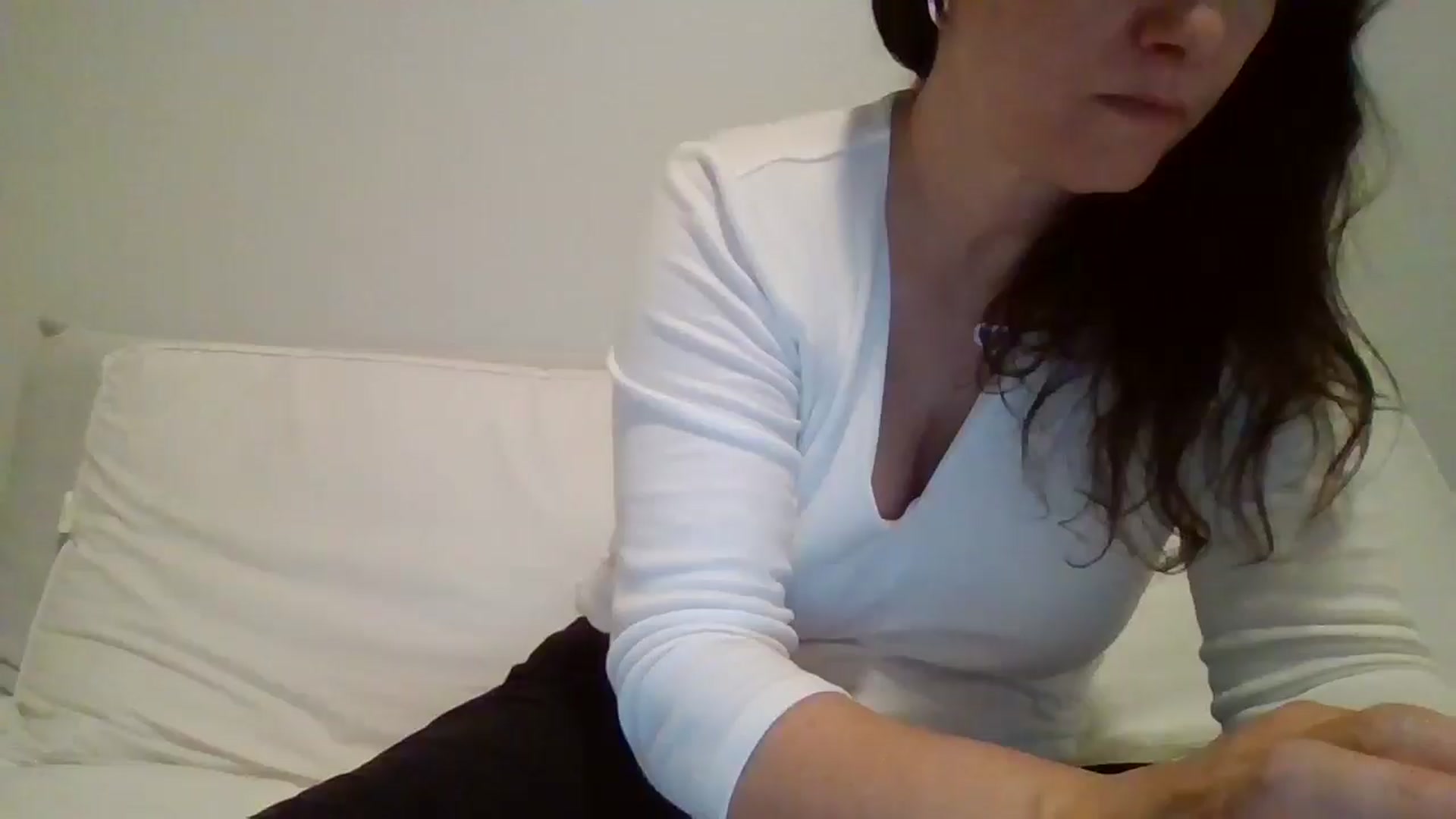 Gallery image thumbnail from LVDOLL's myfreecams stream on, 04/22/2026, 06:24 image 4 of 20