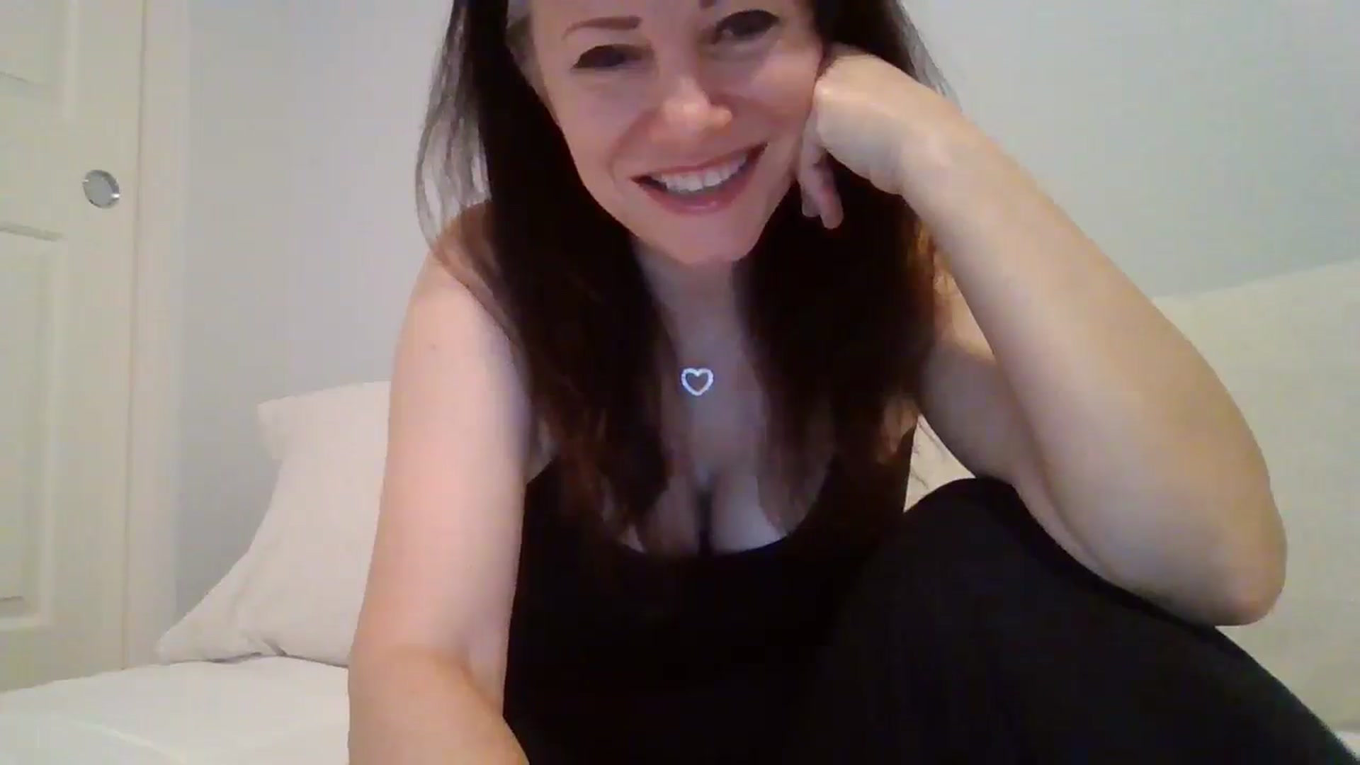 Gallery image thumbnail from LVDOLL's myfreecams stream on, 04/23/2026, 05:01 image 8 of 20