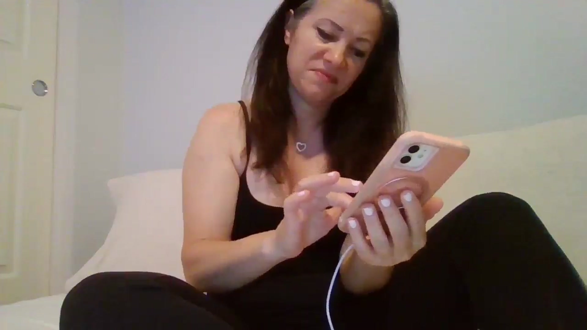 Gallery image thumbnail from LVDOLL's myfreecams stream on, 04/23/2026, 05:01 image 7 of 20