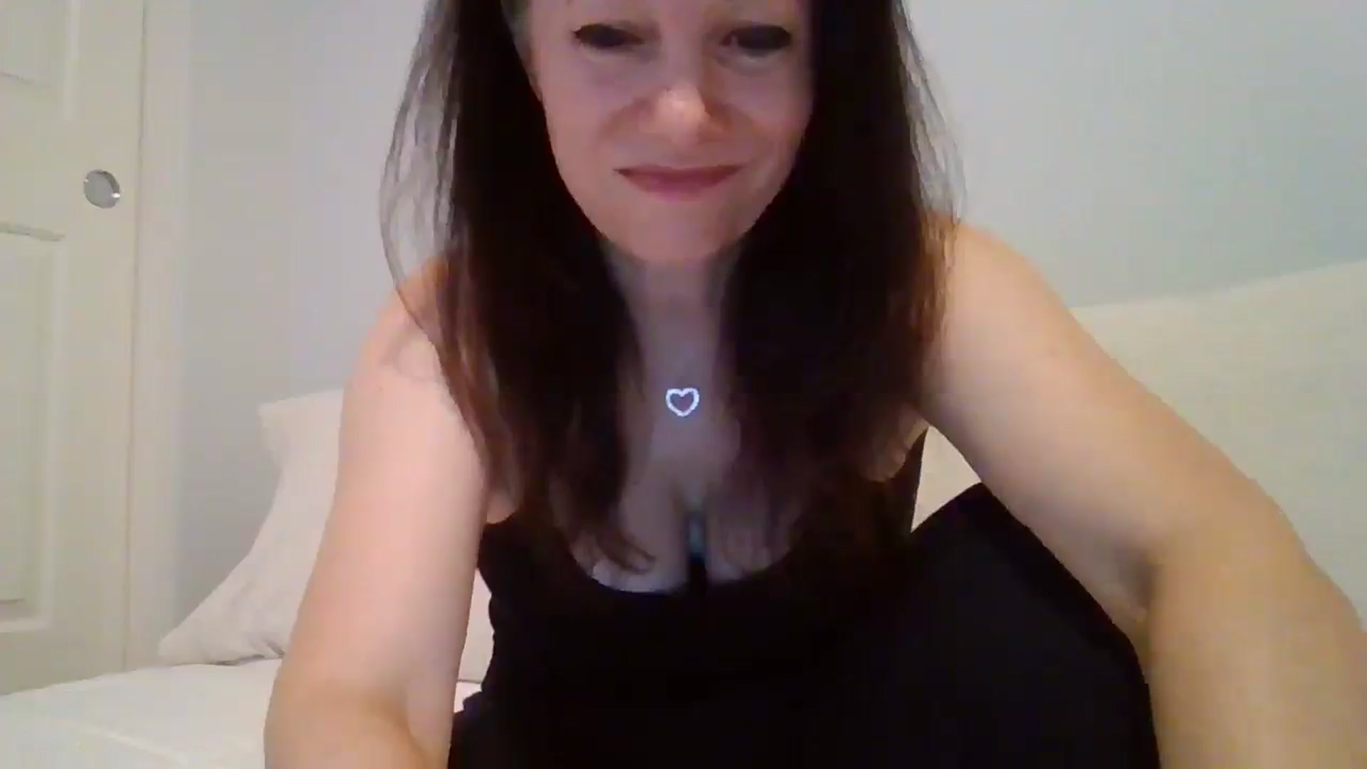 Gallery image thumbnail from LVDOLL's myfreecams stream on, 04/23/2026, 05:01 image 9 of 20