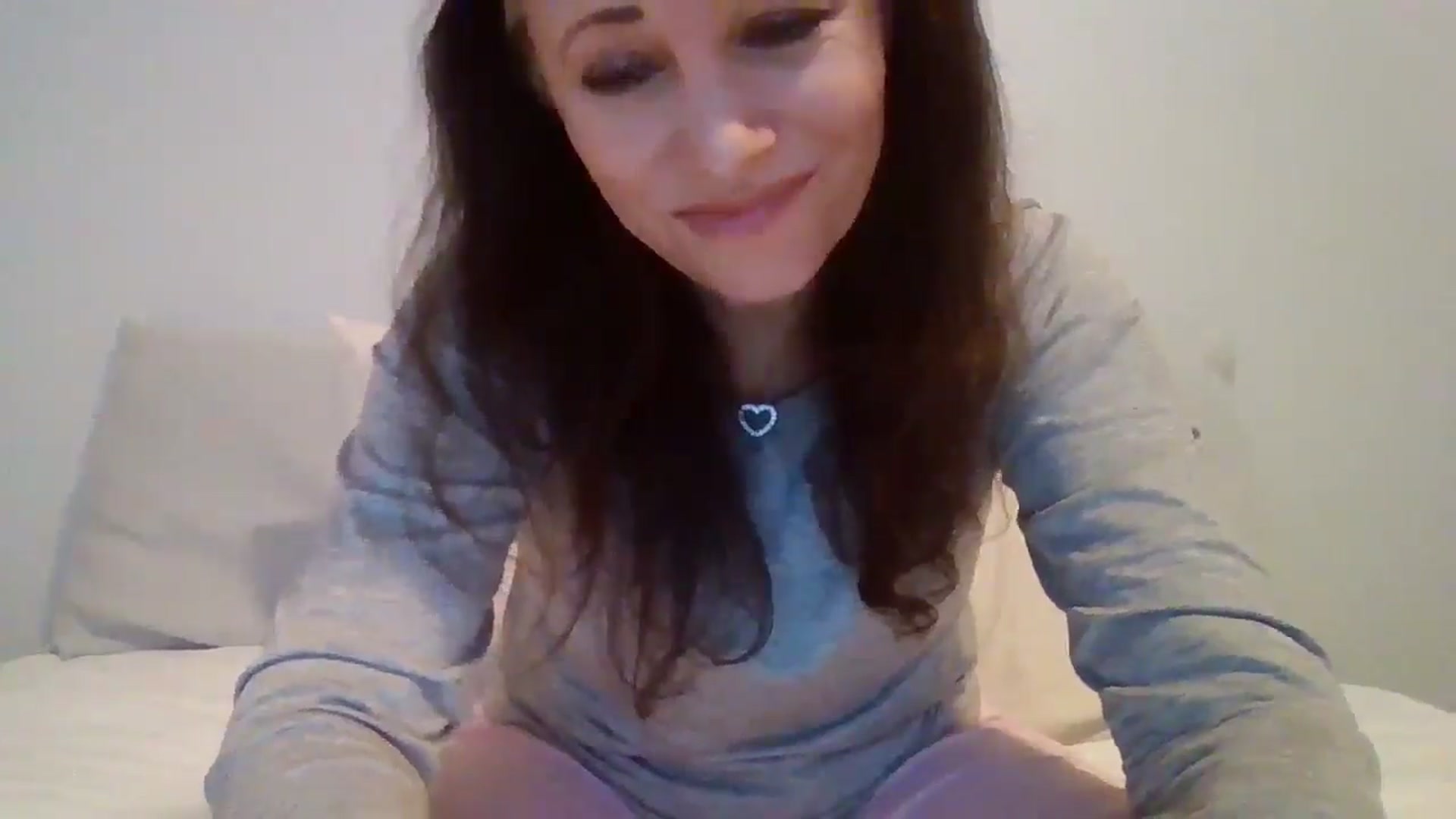 Gallery image thumbnail from LVDOLL's myfreecams stream on, 04/24/2026, 05:32 image 2 of 20