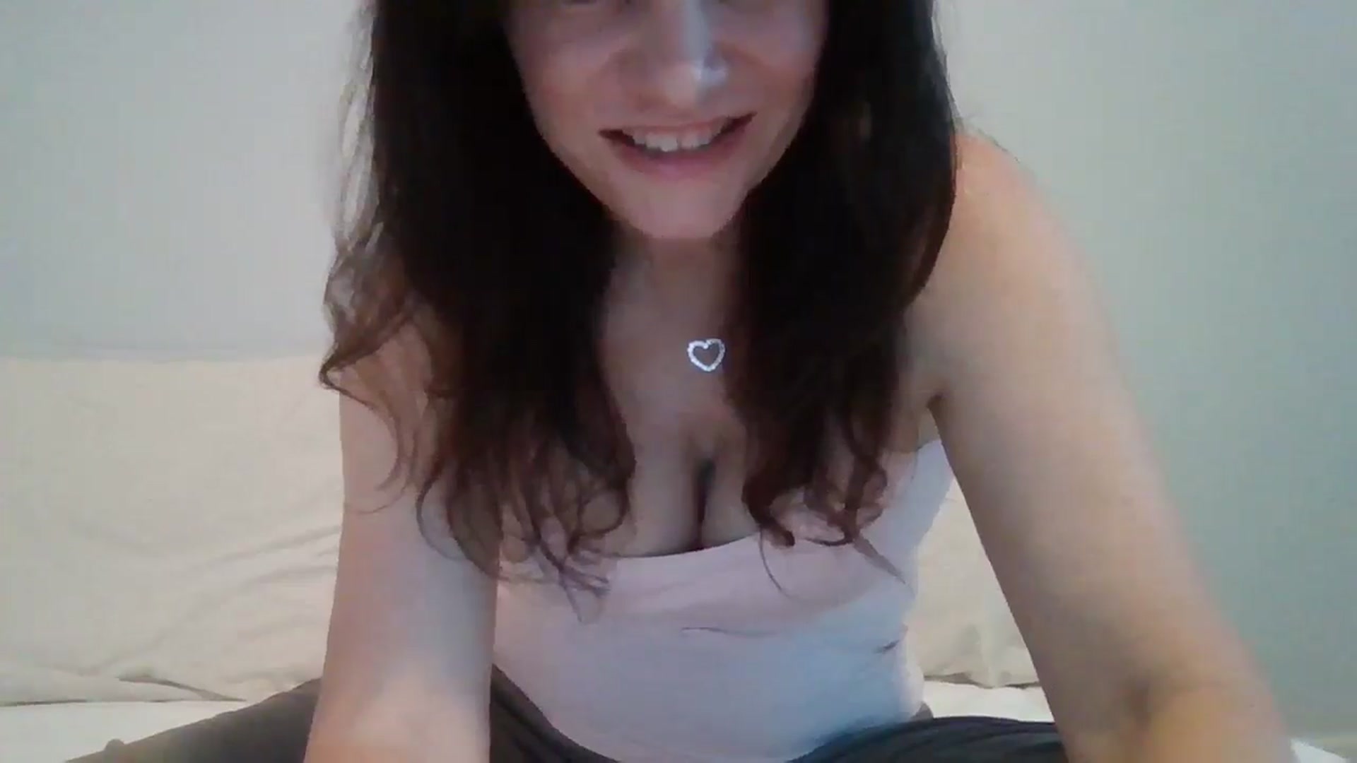 Gallery image thumbnail from LVDOLL's myfreecams stream on, 04/25/2026, 02:15 image 17 of 20