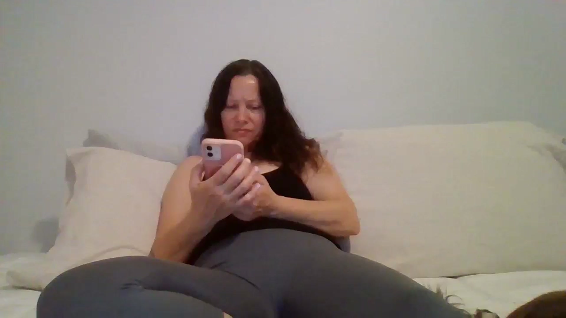 Gallery image thumbnail from LVDOLL's myfreecams stream on, 04/28/2026, 04:42 image 10 of 20