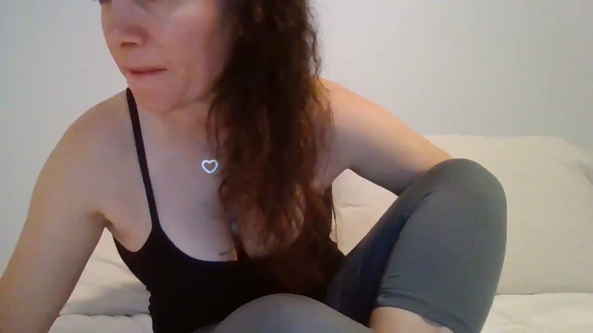 Gallery image thumbnail from LVDOLL's myfreecams stream on, 04/28/2026, 04:42 image 14 of 20