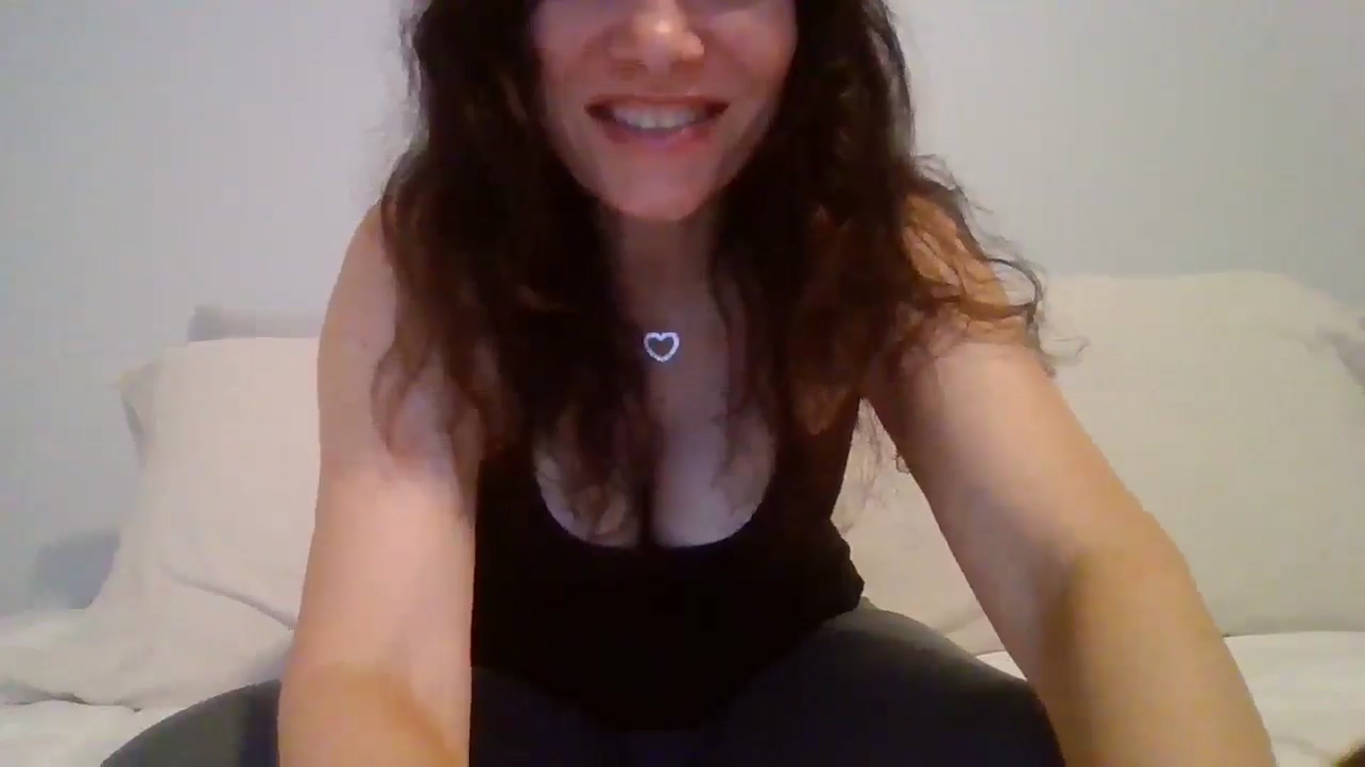Gallery image thumbnail from LVDOLL's myfreecams stream on, 04/28/2026, 04:42 image 3 of 20