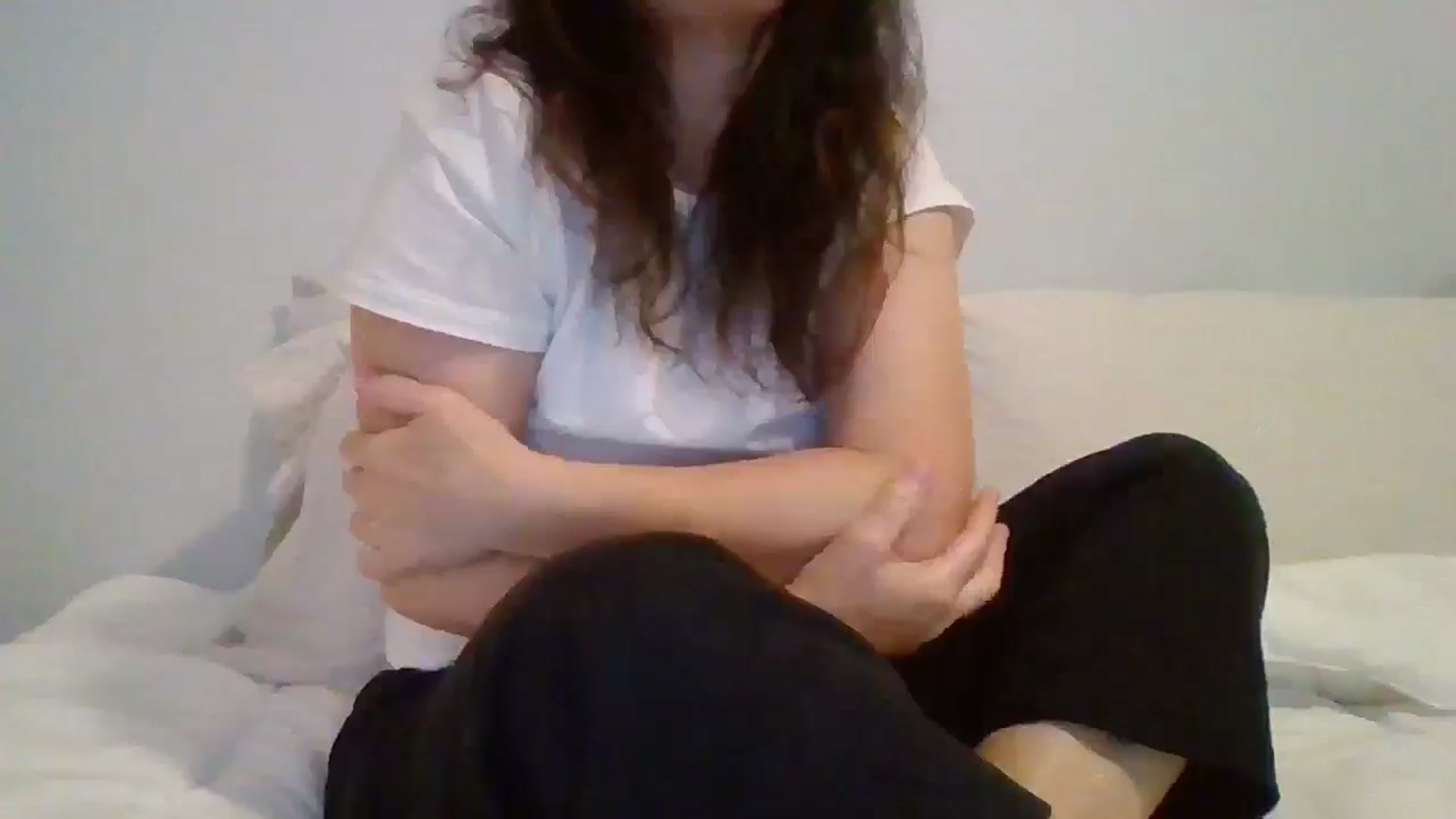 Gallery image thumbnail from LVDOLL's myfreecams stream on, 04/29/2026, 03:27 image 2 of 20