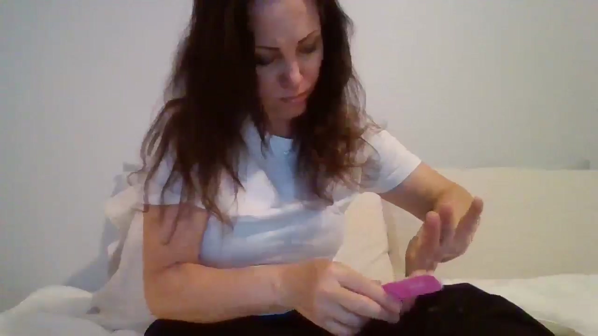 Gallery image thumbnail from LVDOLL's myfreecams stream on, 04/29/2026, 03:27 image 17 of 20