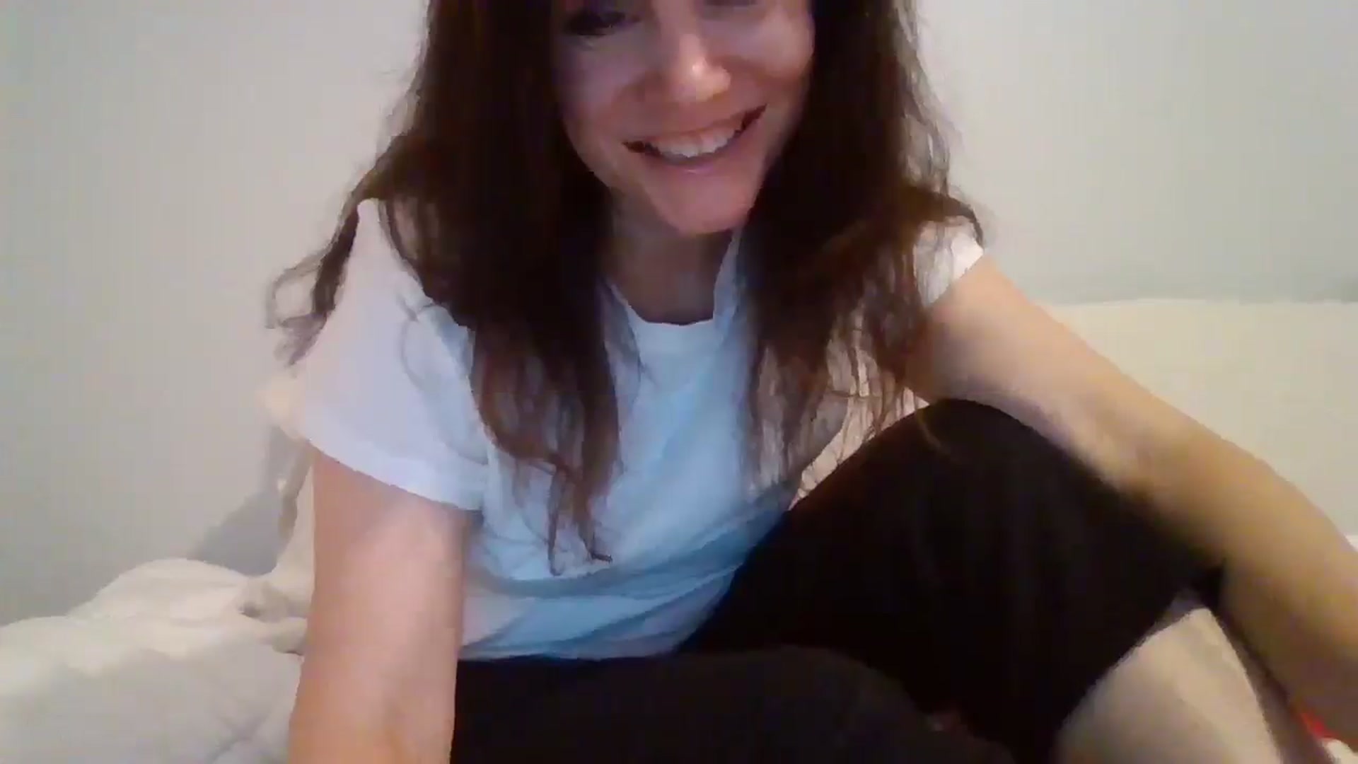 Gallery image thumbnail from LVDOLL's myfreecams stream on, 04/29/2026, 04:15 image 9 of 20