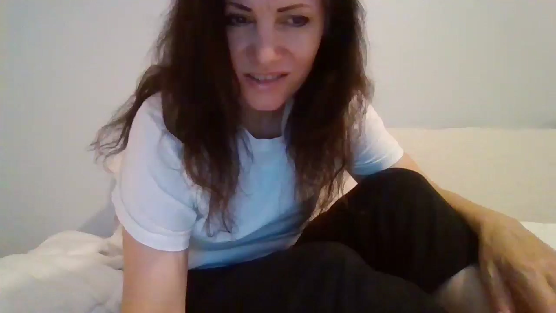 Gallery image thumbnail from LVDOLL's myfreecams stream on, 04/29/2026, 04:15 image 4 of 20