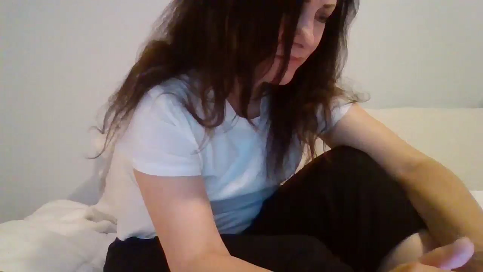 Gallery image thumbnail from LVDOLL's myfreecams stream on, 04/29/2026, 04:15 image 14 of 20