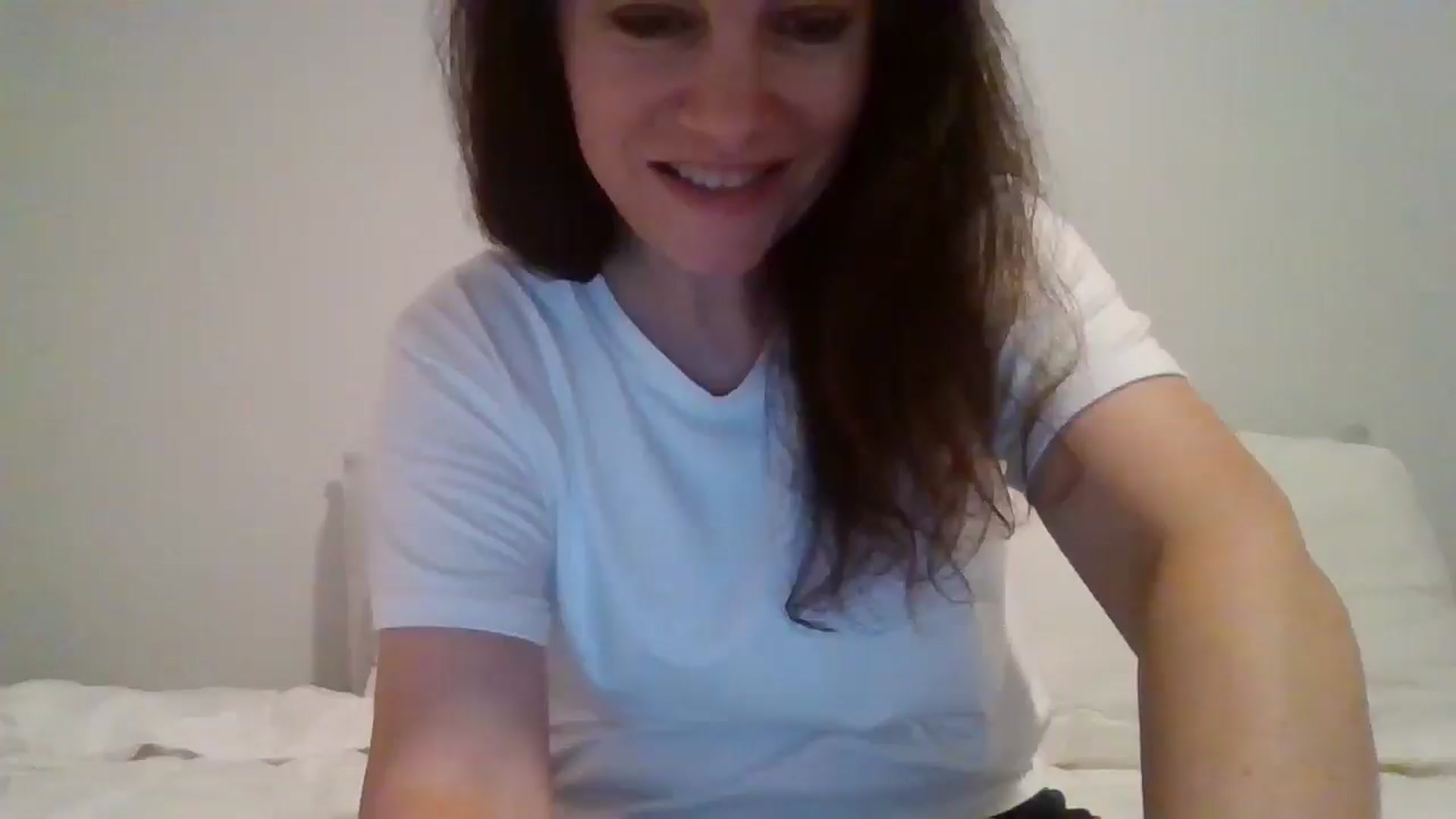 Gallery image thumbnail from LVDOLL's myfreecams stream on, 04/30/2026, 05:36 image 1 of 20