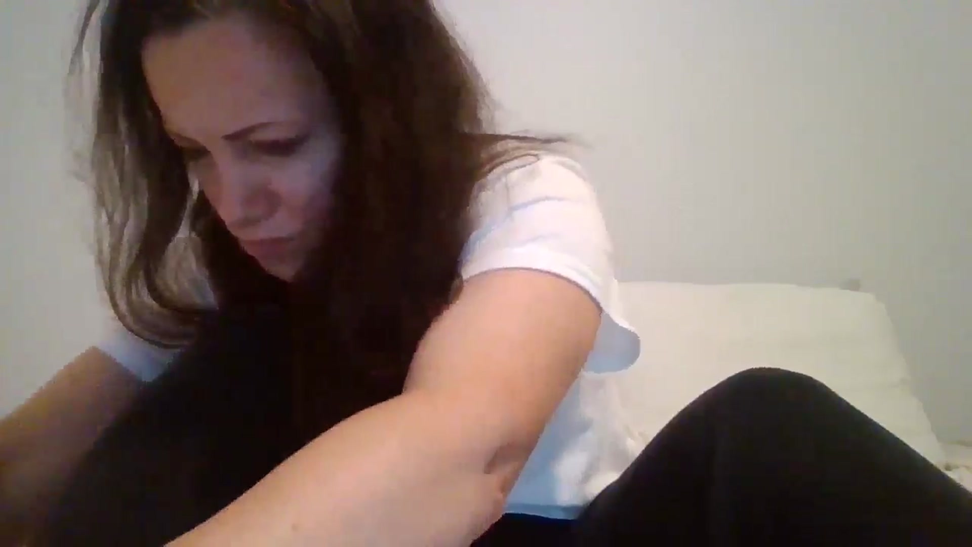 Gallery image thumbnail from LVDOLL's myfreecams stream on, 04/30/2026, 05:36 image 8 of 20