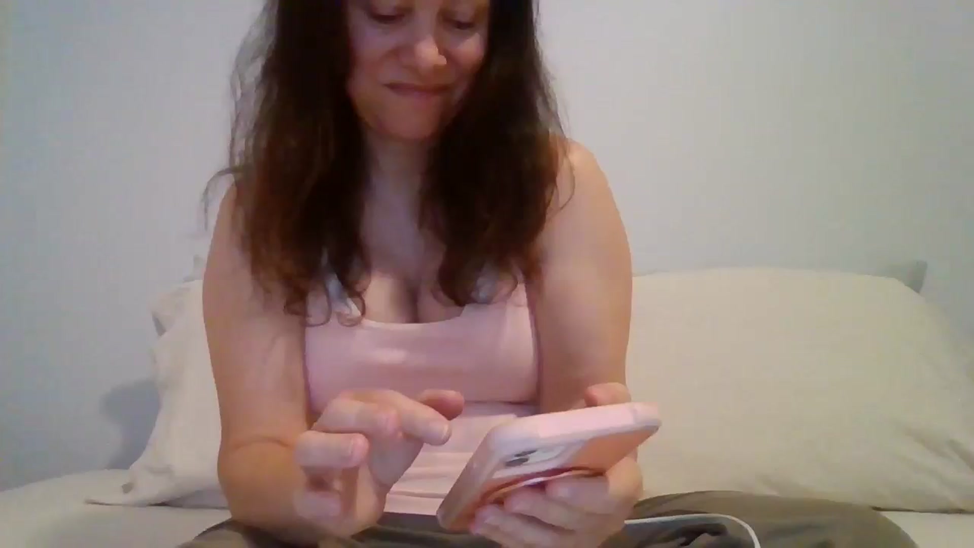 Gallery image thumbnail from LVDOLL's myfreecams stream on, 05/01/2026, 04:47 image 14 of 20