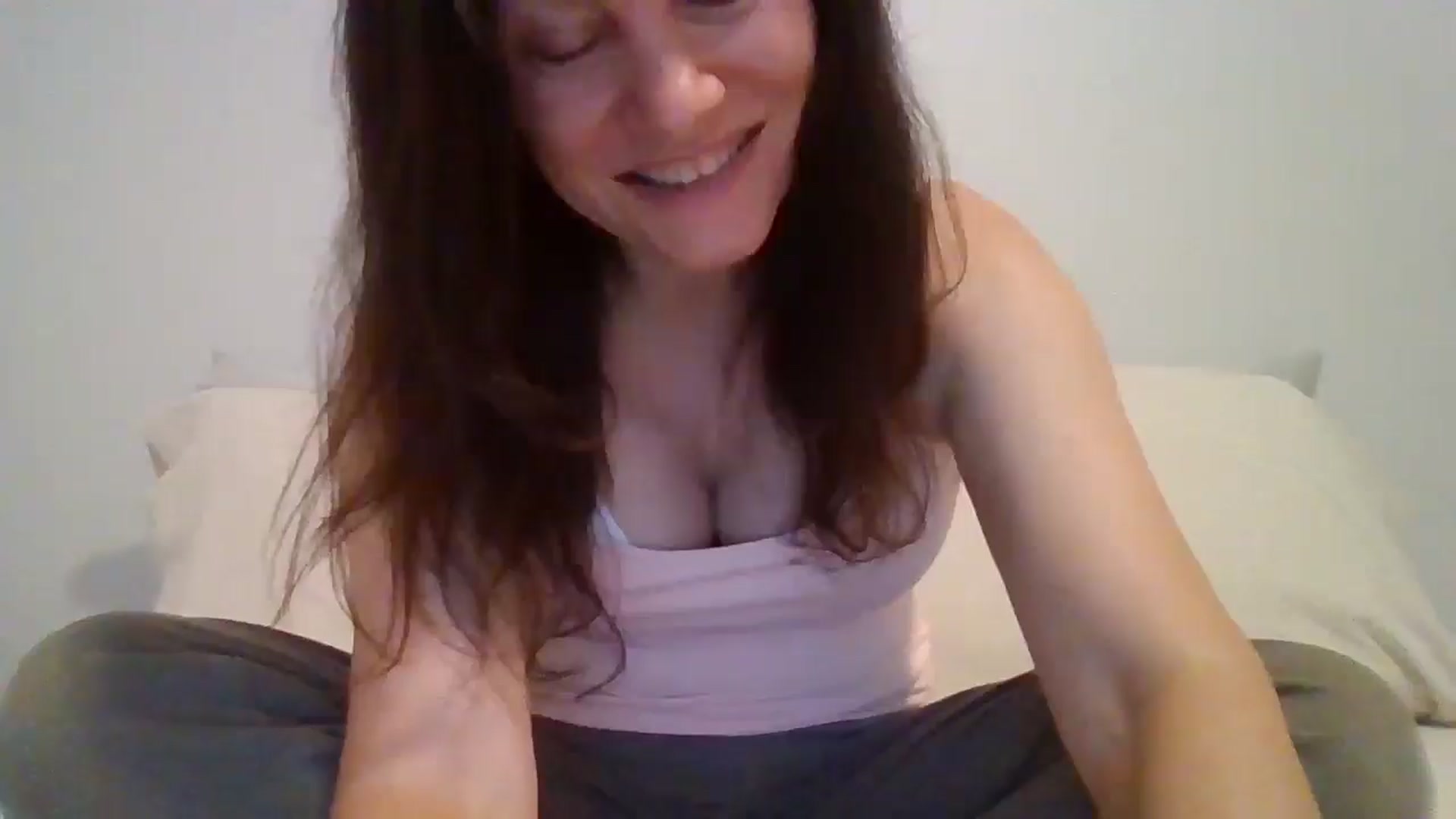 Gallery image thumbnail from LVDOLL's myfreecams stream on, 05/01/2026, 04:47 image 1 of 20