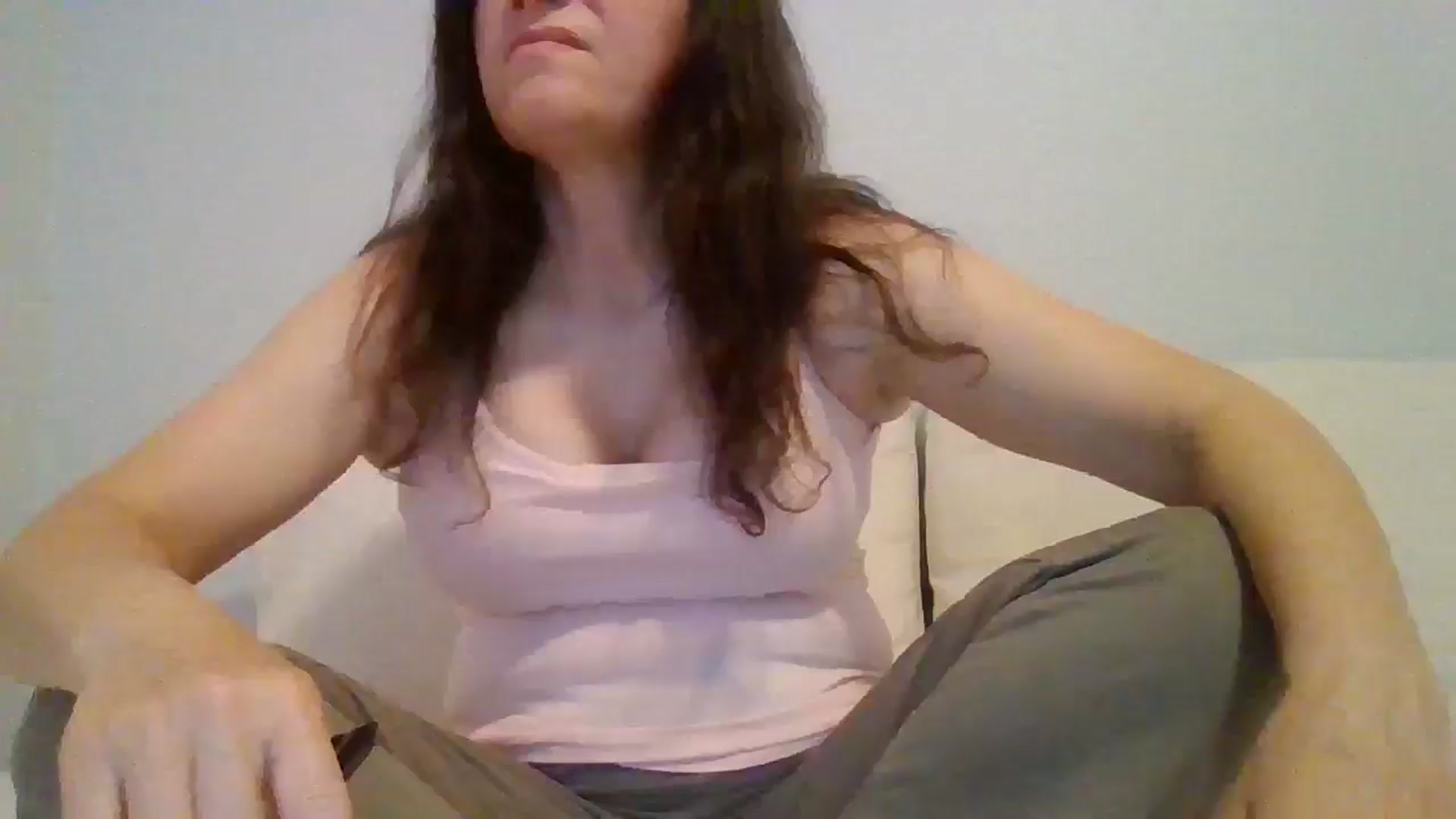 Gallery image thumbnail from LVDOLL's myfreecams stream on, 05/01/2026, 06:11 image 14 of 20