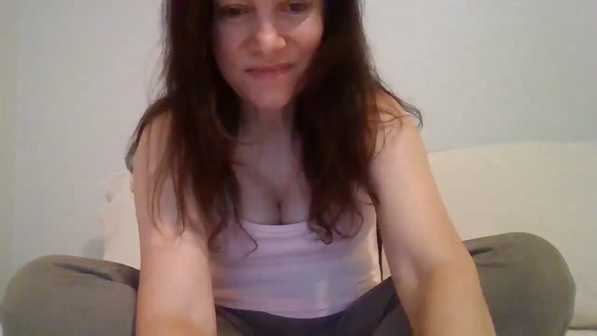 Gallery image thumbnail from LVDOLL's myfreecams stream on, 05/01/2026, 06:11 image 19 of 20