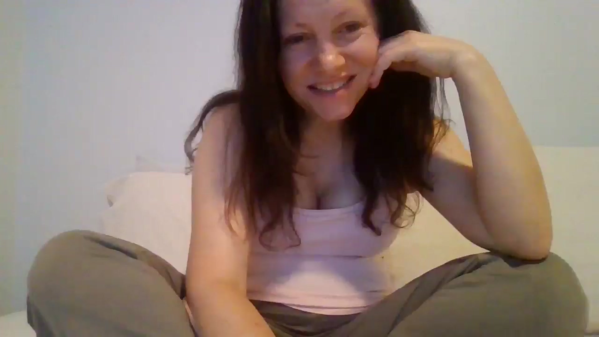 Gallery image thumbnail from LVDOLL's myfreecams stream on, 05/01/2026, 06:11 image 20 of 20