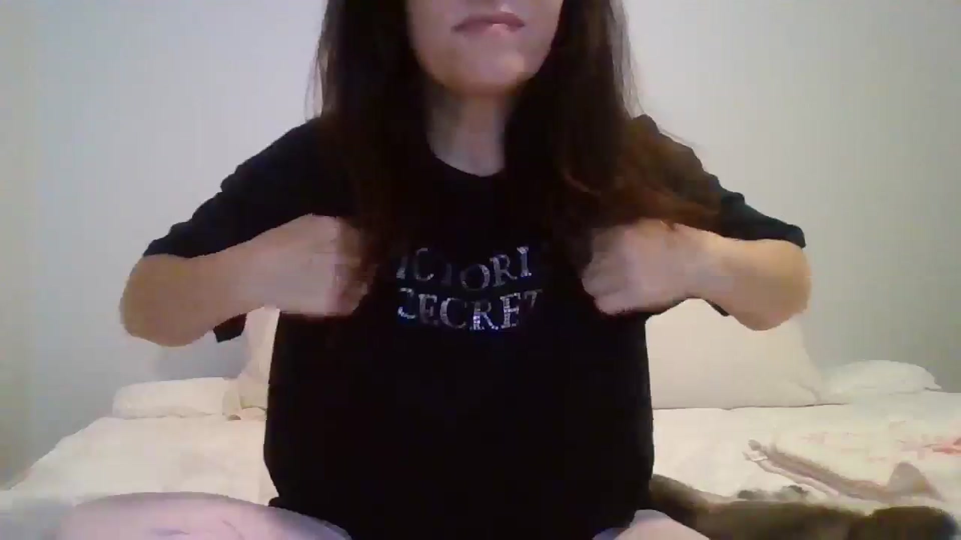 Gallery image thumbnail from LVDOLL's myfreecams stream on, 05/02/2026, 05:12 image 16 of 20