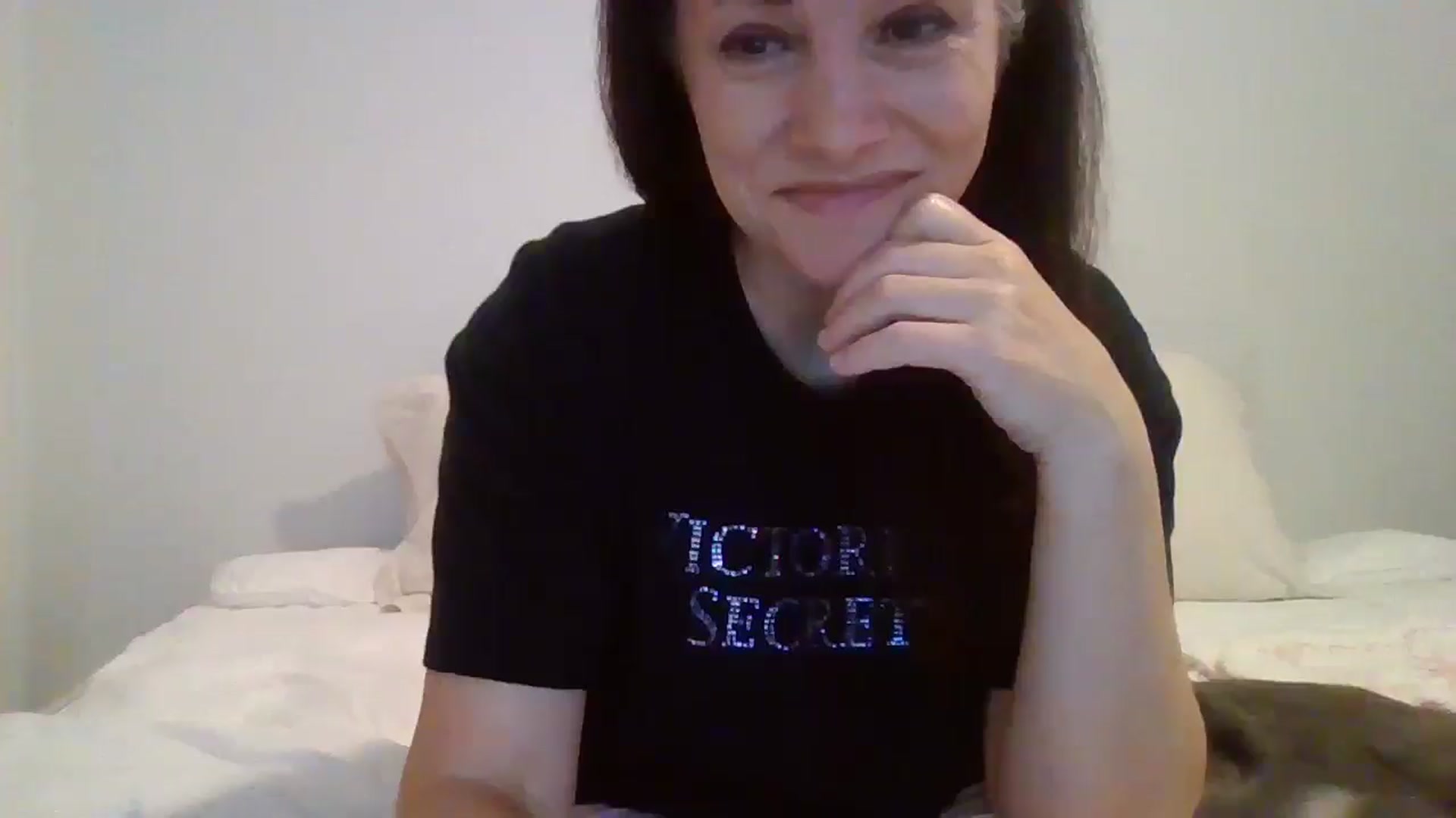 Gallery image thumbnail from LVDOLL's myfreecams stream on, 05/02/2026, 05:12 image 2 of 20