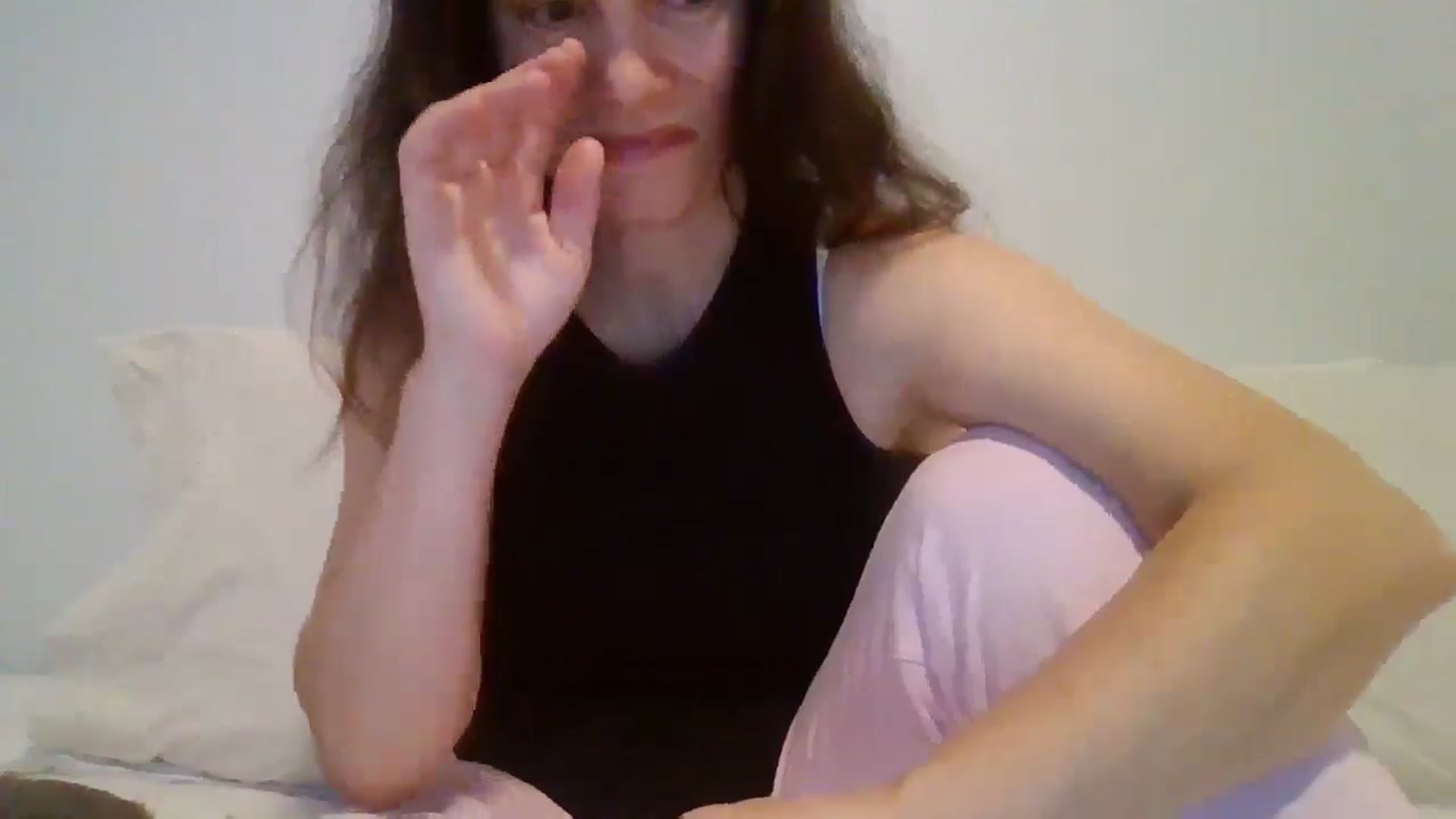 Gallery image thumbnail from LVDOLL's myfreecams stream on, 05/04/2026, 04:59 image 14 of 20