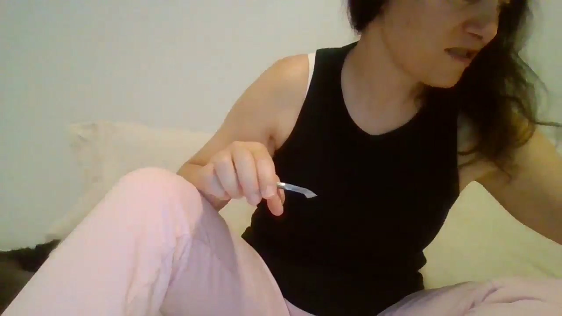 Gallery image thumbnail from LVDOLL's myfreecams stream on, 05/04/2026, 04:59 image 4 of 20