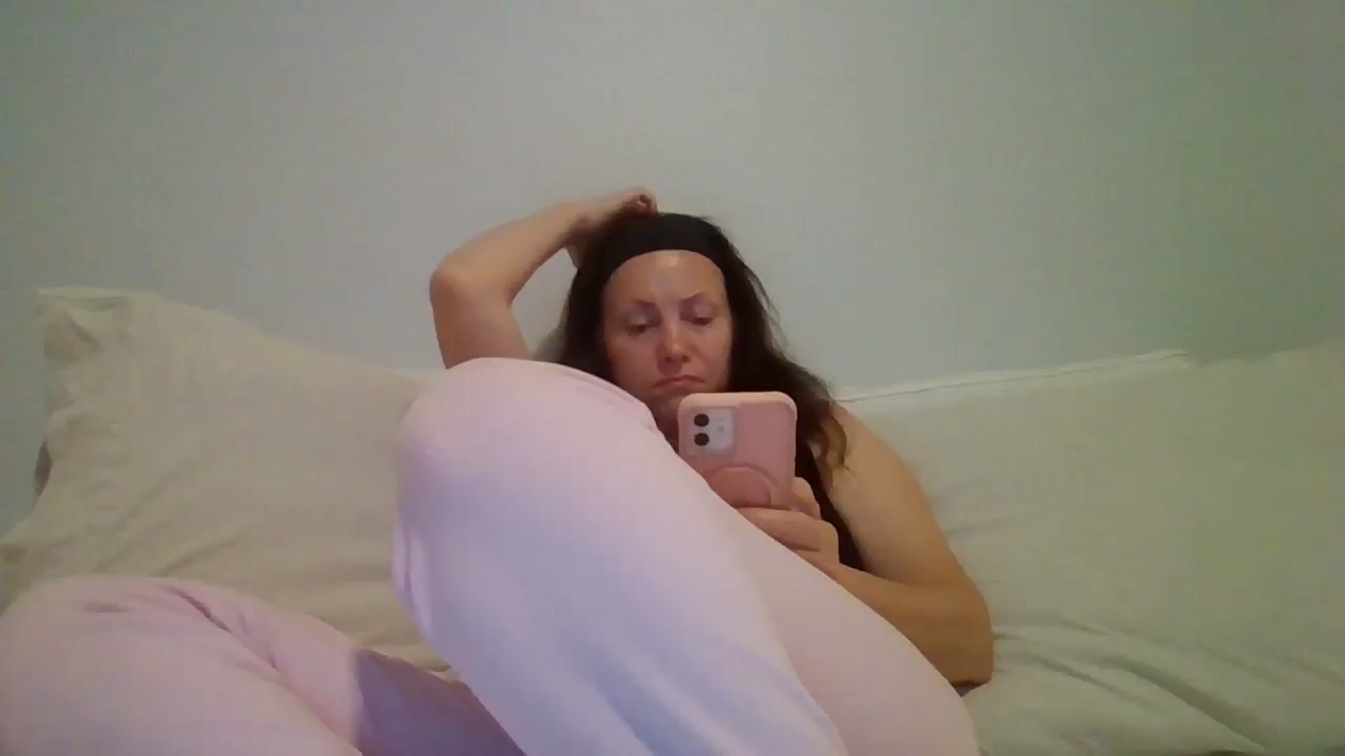 Gallery image thumbnail from LVDOLL's myfreecams stream on, 05/04/2026, 06:49 image 20 of 20