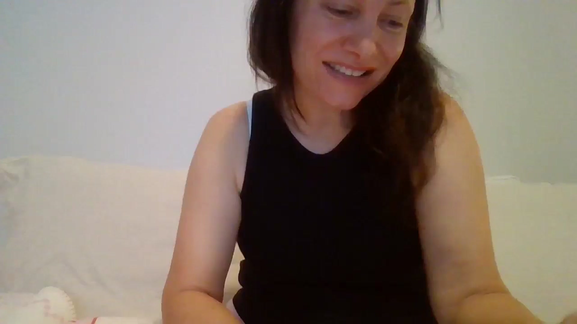 Gallery image thumbnail from LVDOLL's myfreecams stream on, 05/04/2026, 06:49 image 12 of 20