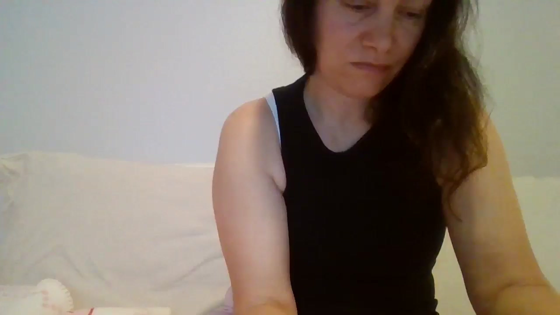 Gallery image thumbnail from LVDOLL's myfreecams stream on, 05/04/2026, 06:49 image 9 of 20