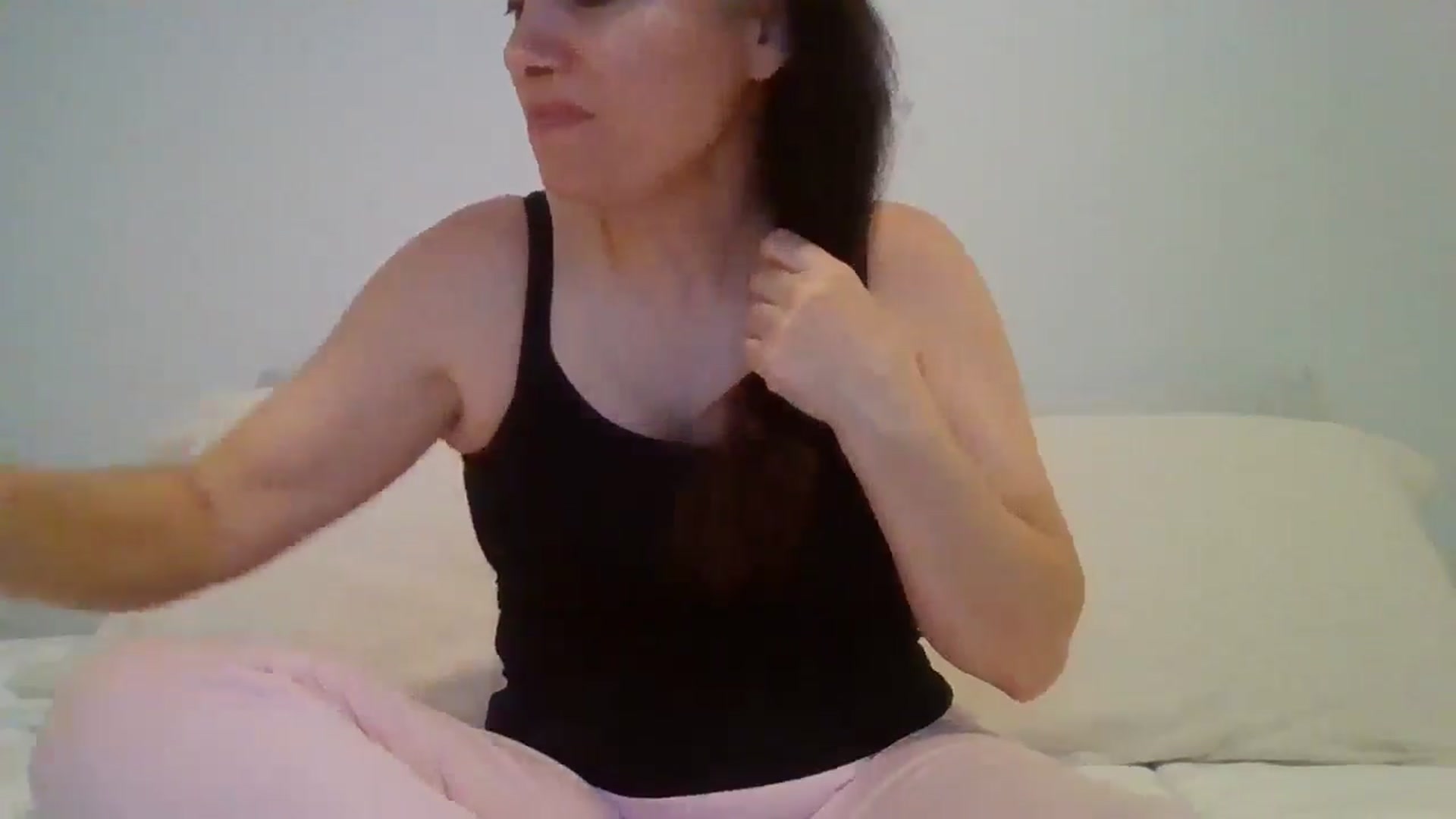 Gallery image thumbnail from LVDOLL's myfreecams stream on, 05/07/2026, 04:40 image 3 of 20