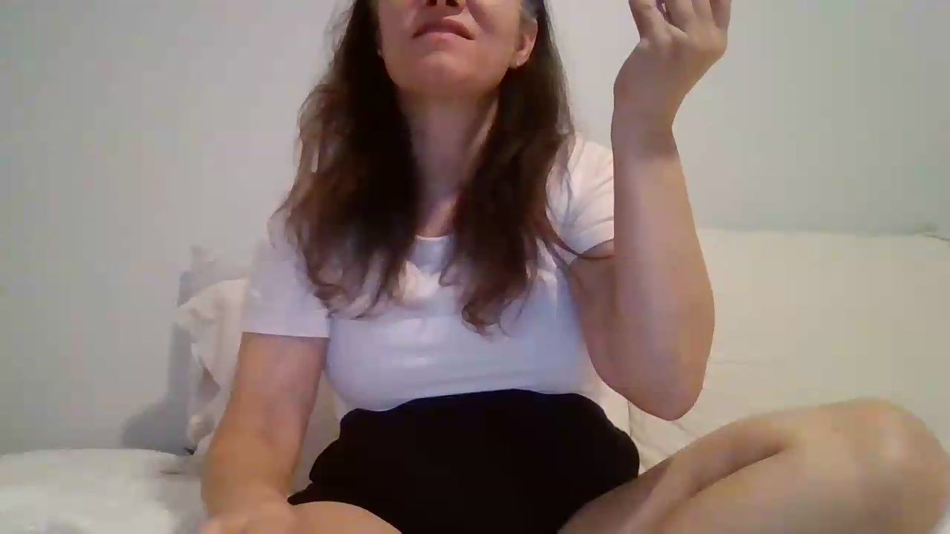 Gallery image thumbnail from LVDOLL's myfreecams stream on, 05/17/2026, 06:47 image 13 of 20