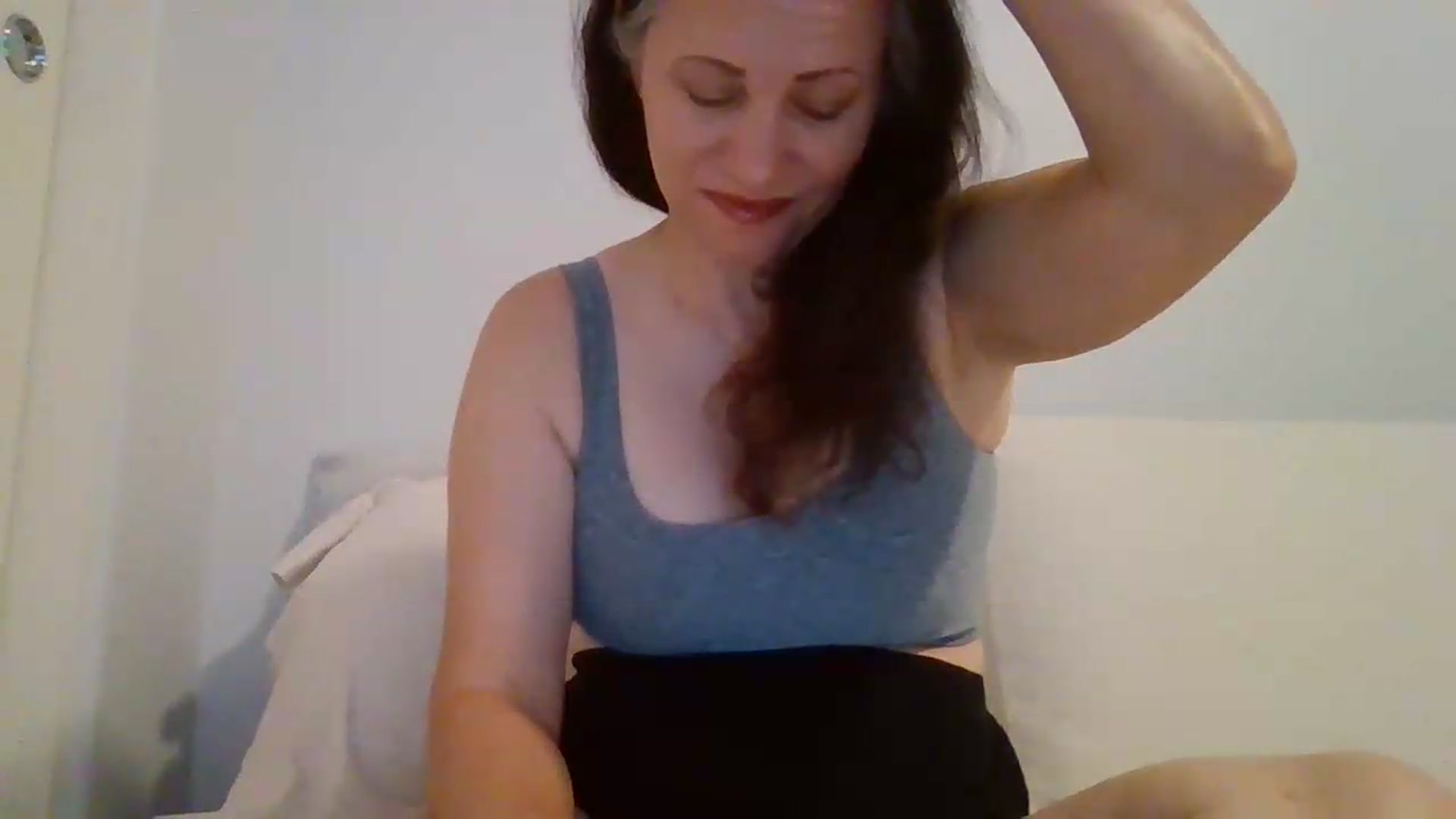 Gallery image thumbnail from LVDOLL's myfreecams stream on, 05/24/2026, 05:13 image 2 of 20