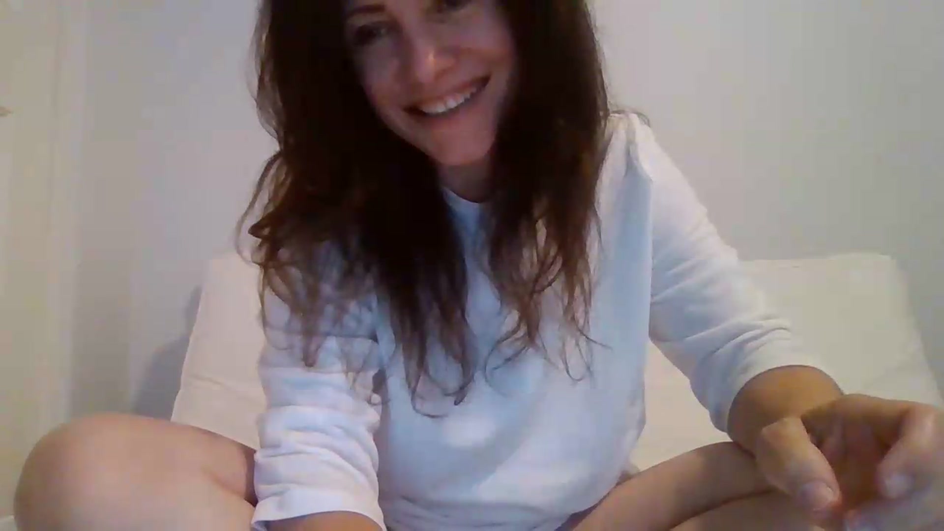 Gallery image thumbnail from LVDOLL's myfreecams stream on, 05/27/2026, 03:00 image 19 of 20
