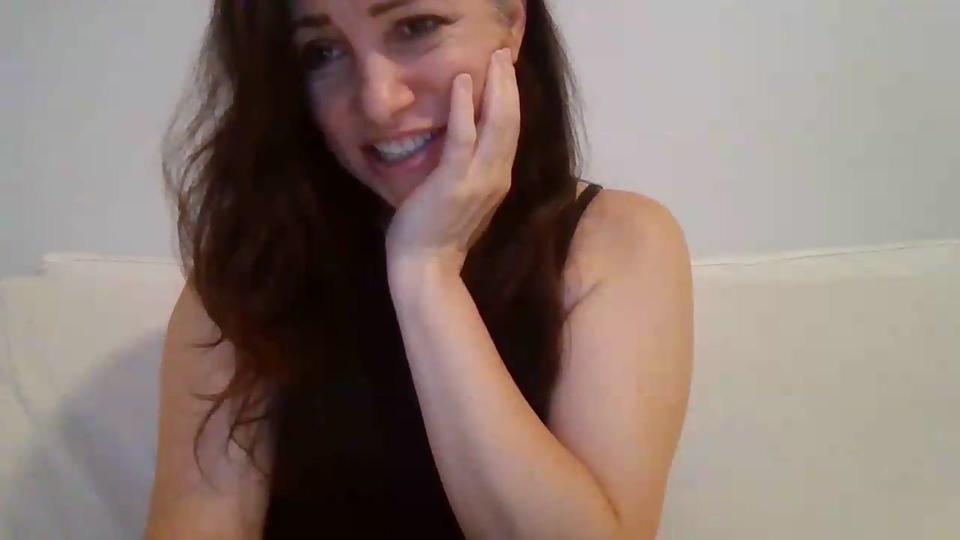 Gallery image thumbnail from LVDOLL's myfreecams stream on, 05/28/2026, 04:54 image 17 of 20