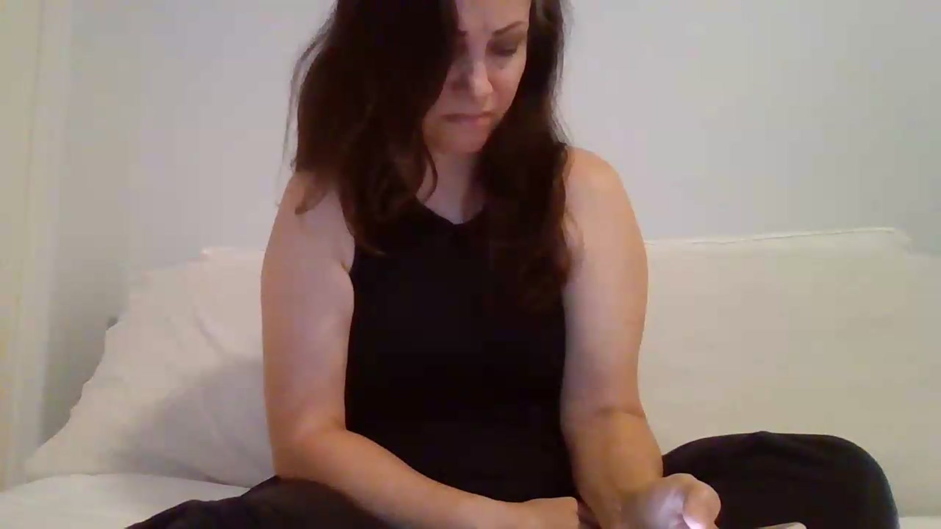 Gallery image thumbnail from LVDOLL's myfreecams stream on, 05/28/2026, 04:54 image 8 of 20