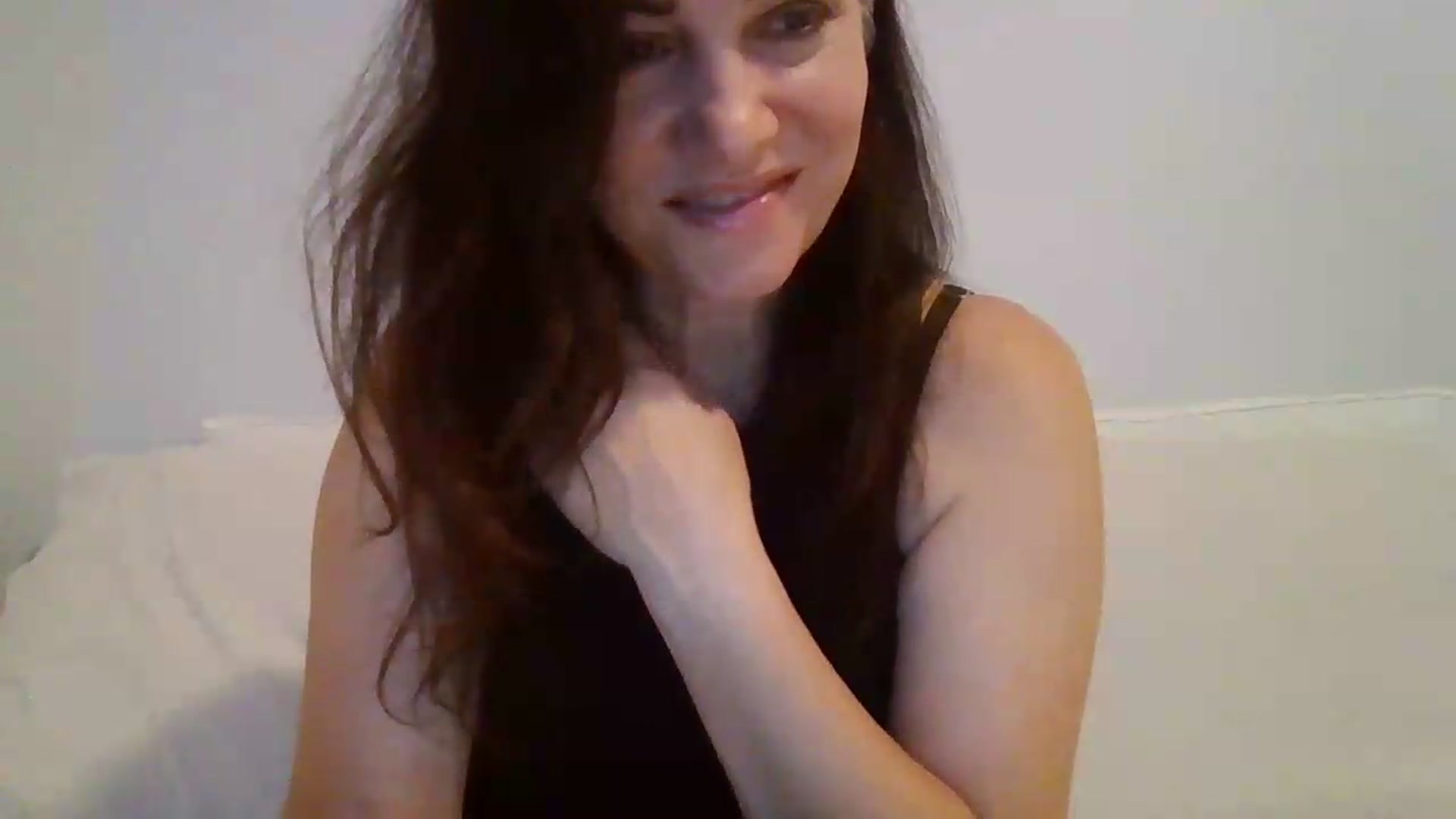 Gallery image thumbnail from LVDOLL's myfreecams stream on, 05/28/2026, 04:54 image 18 of 20