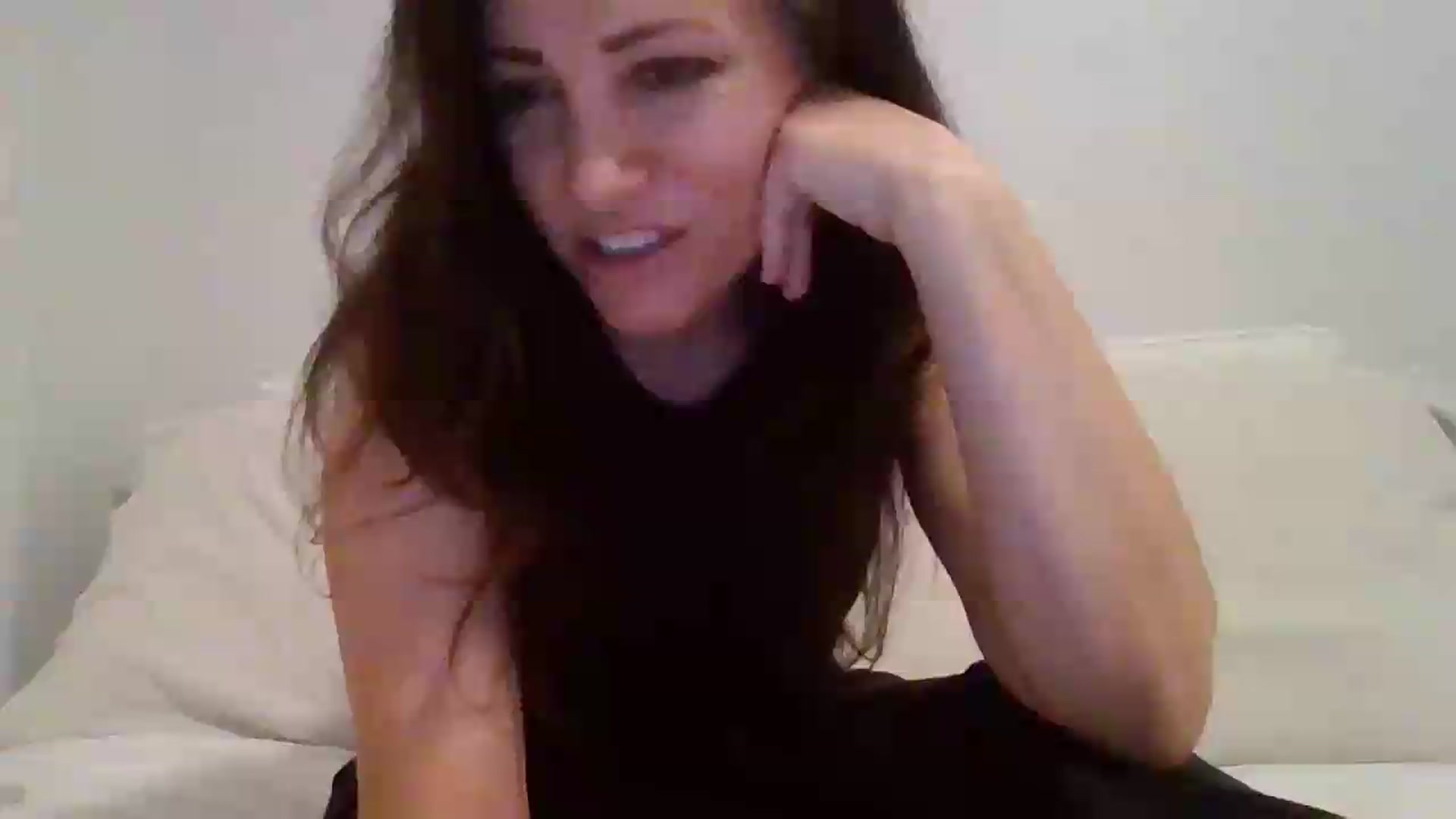 Gallery image thumbnail from LVDOLL's myfreecams stream on, 05/28/2026, 04:54 image 15 of 20