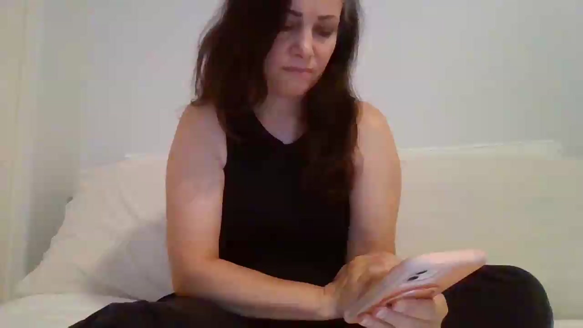 Gallery image thumbnail from LVDOLL's myfreecams stream on, 05/28/2026, 04:54 image 6 of 20