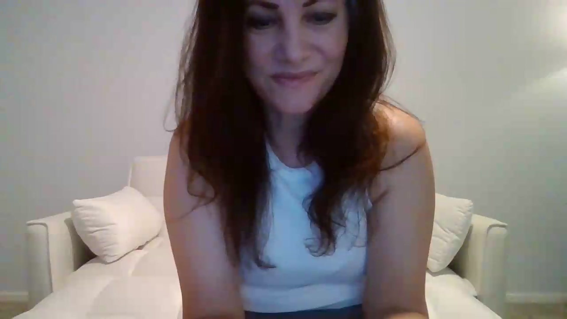 Gallery image thumbnail from LVDOLL's myfreecams stream on, 06/14/2026, 04:14 image 14 of 20