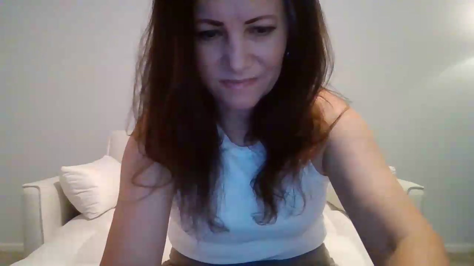 Gallery image thumbnail from LVDOLL's myfreecams stream on, 06/14/2026, 04:14 image 15 of 20