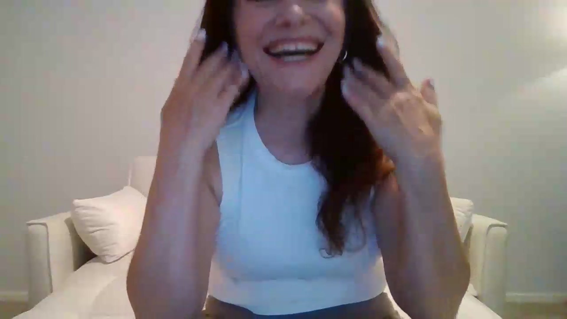 Gallery image thumbnail from LVDOLL's myfreecams stream on, 06/14/2026, 04:14 image 18 of 20