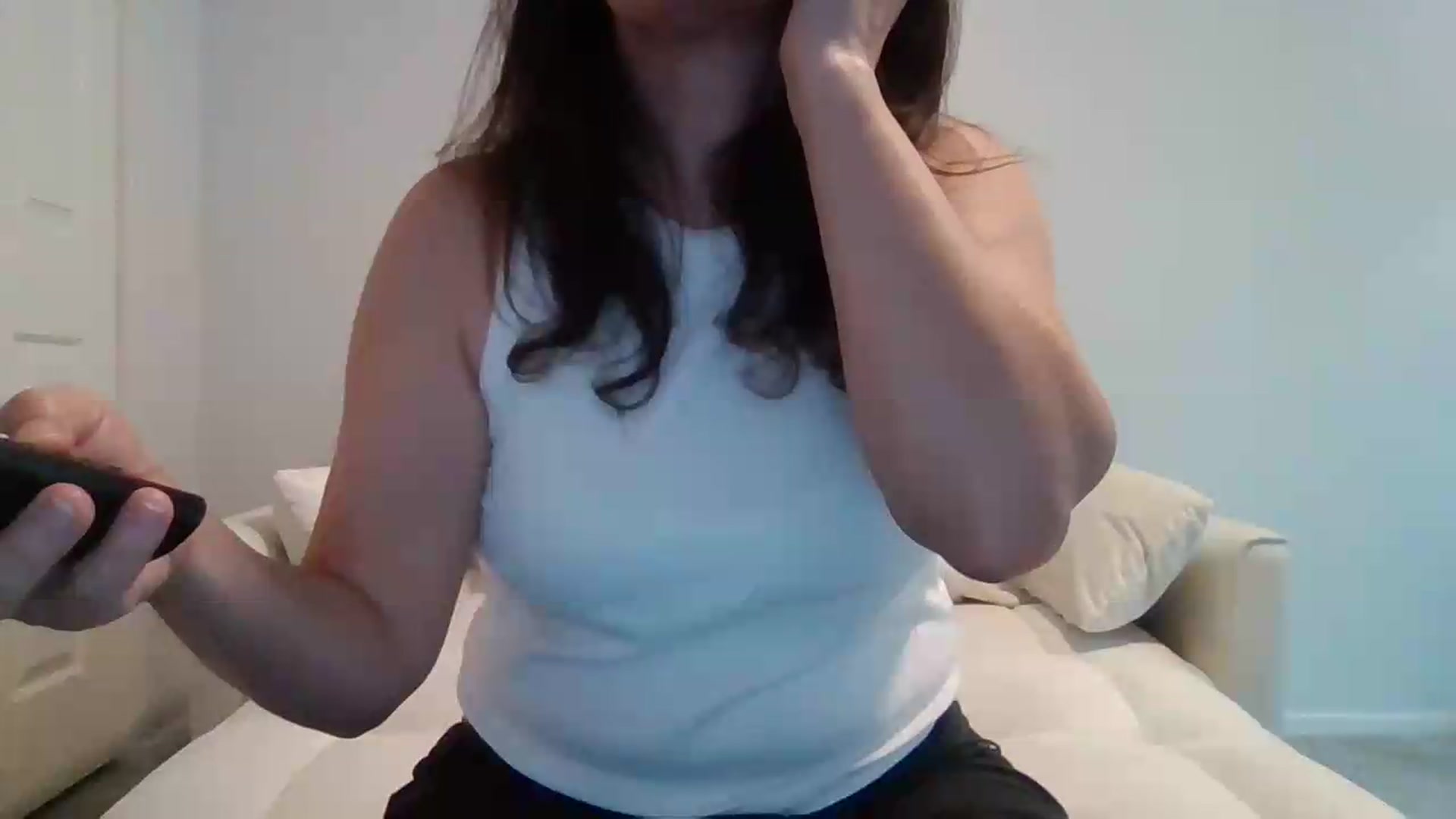 Gallery image thumbnail from LVDOLL's myfreecams stream on, 06/19/2026, 01:52 image 12 of 20