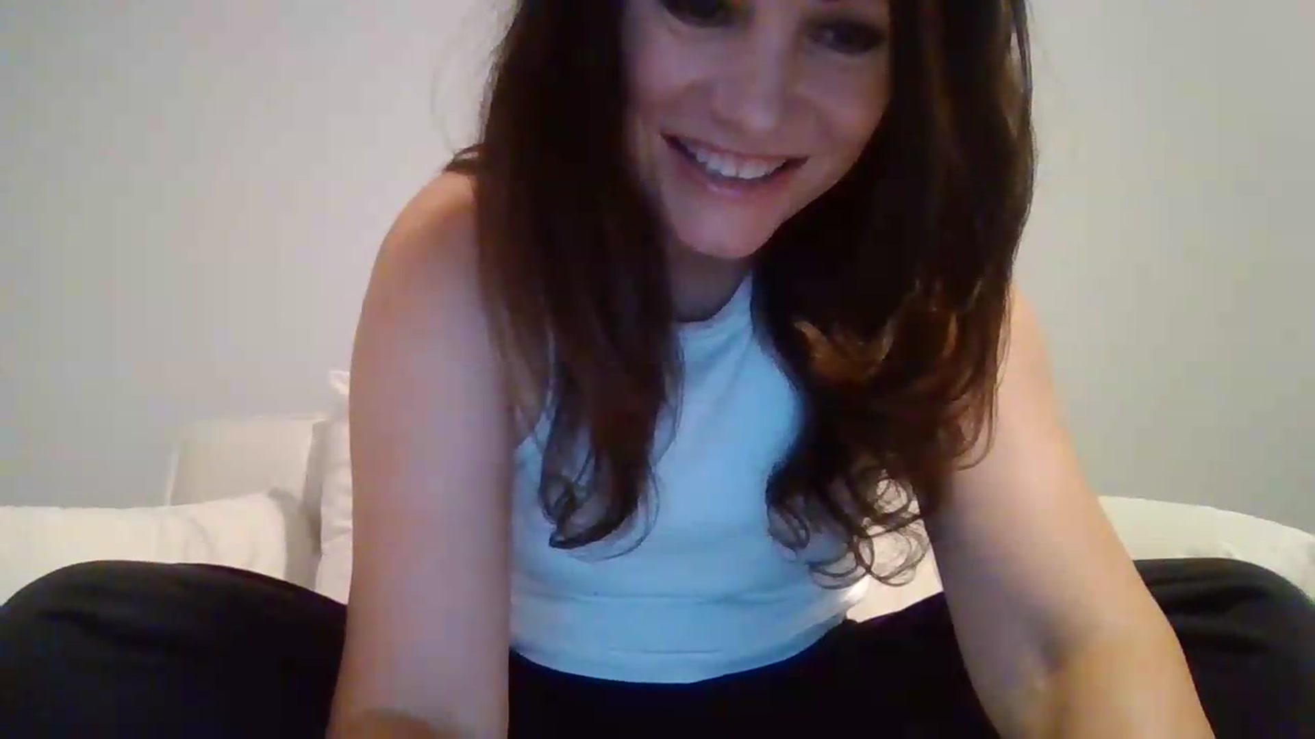 Gallery image thumbnail from LVDOLL's myfreecams stream on, 06/19/2026, 03:41 image 18 of 20