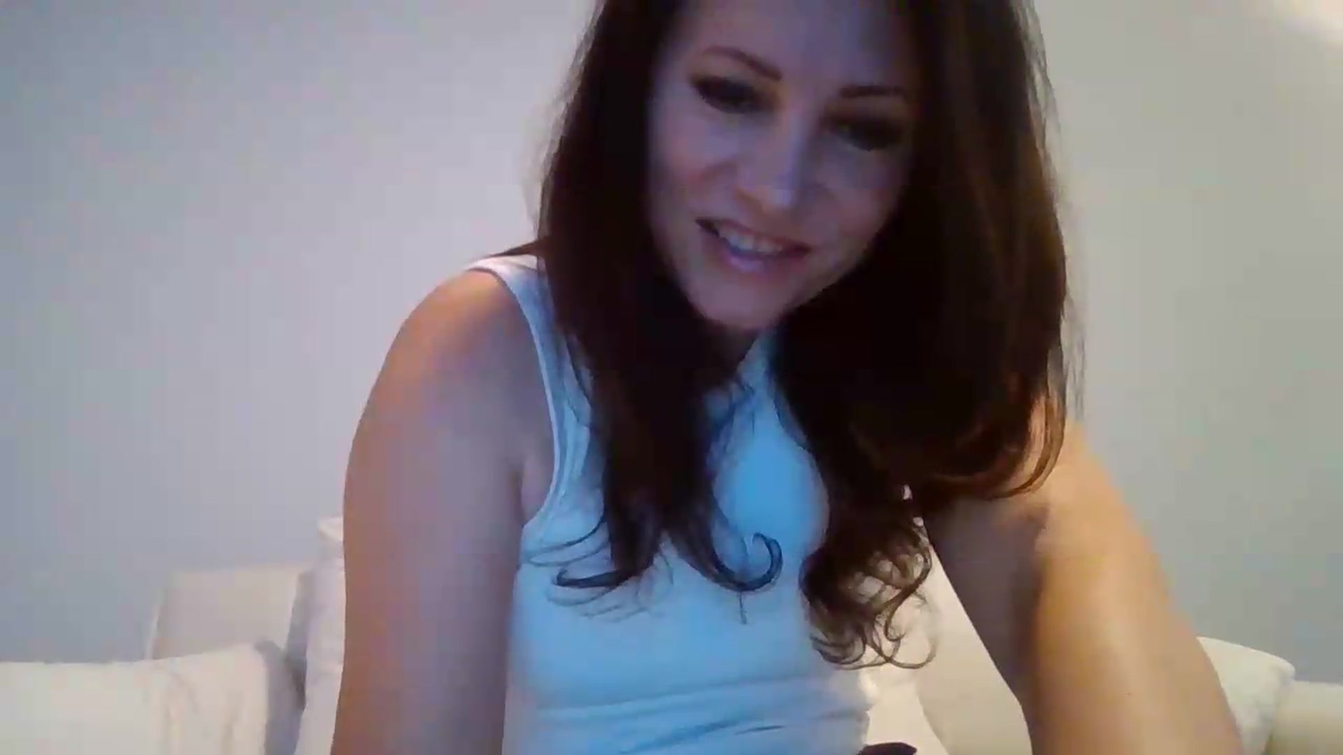 Gallery image thumbnail from LVDOLL's myfreecams stream on, 06/19/2026, 03:41 image 6 of 20